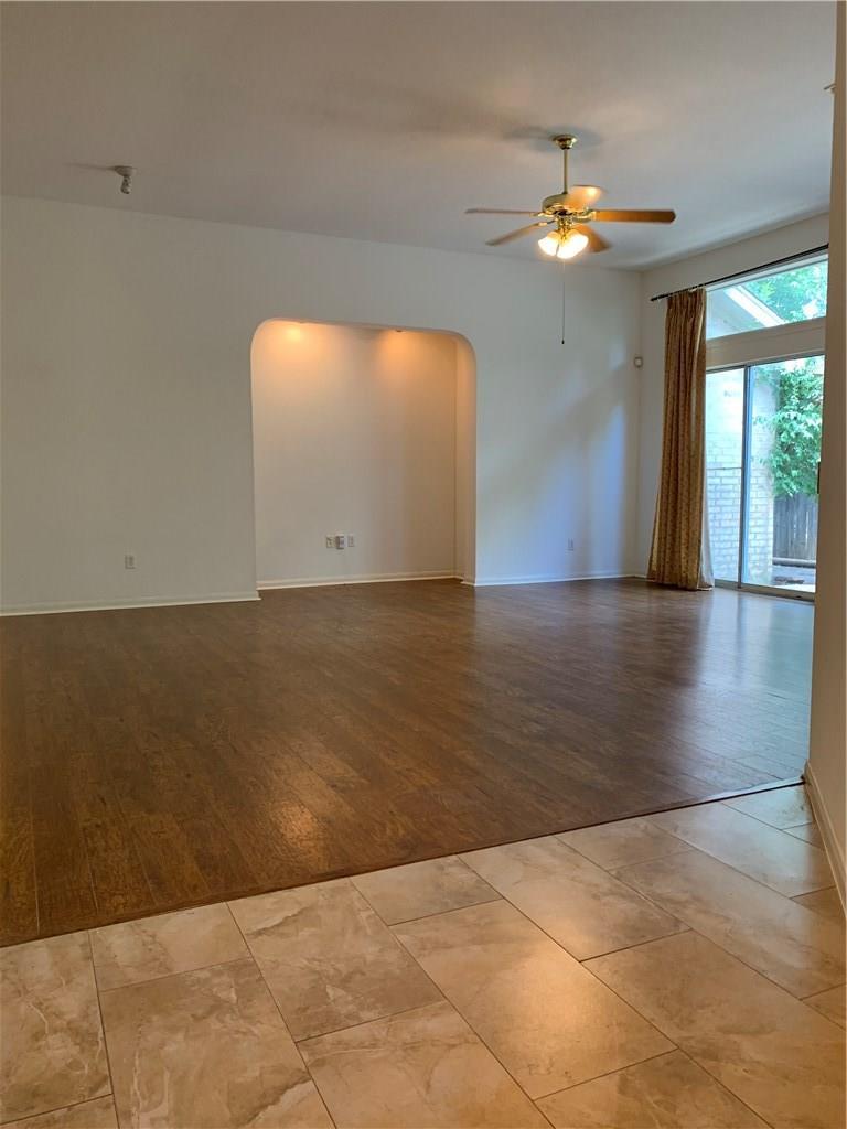 5836 Lomita Verde Cir, Austin, TX 78749