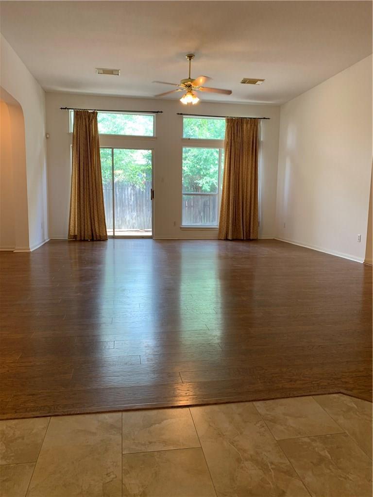 5836 Lomita Verde Cir, Austin, TX 78749