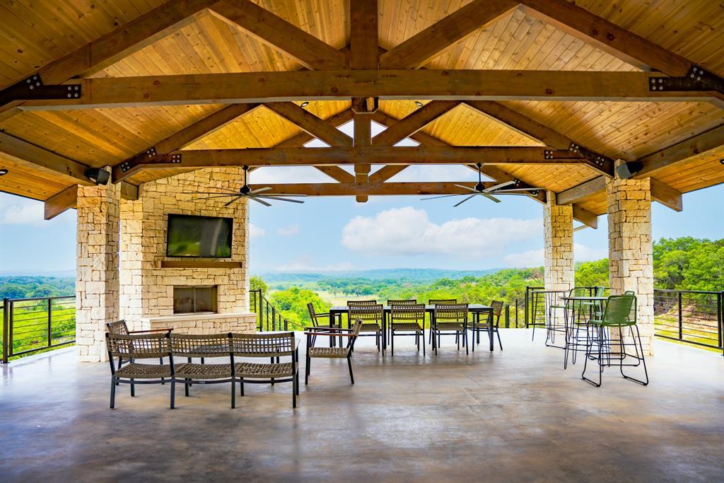 1656 Noble Trl, Canyon Lake, TX 78133