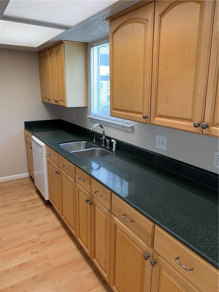 1725 Toomey Rd # 100, Austin, TX 78704