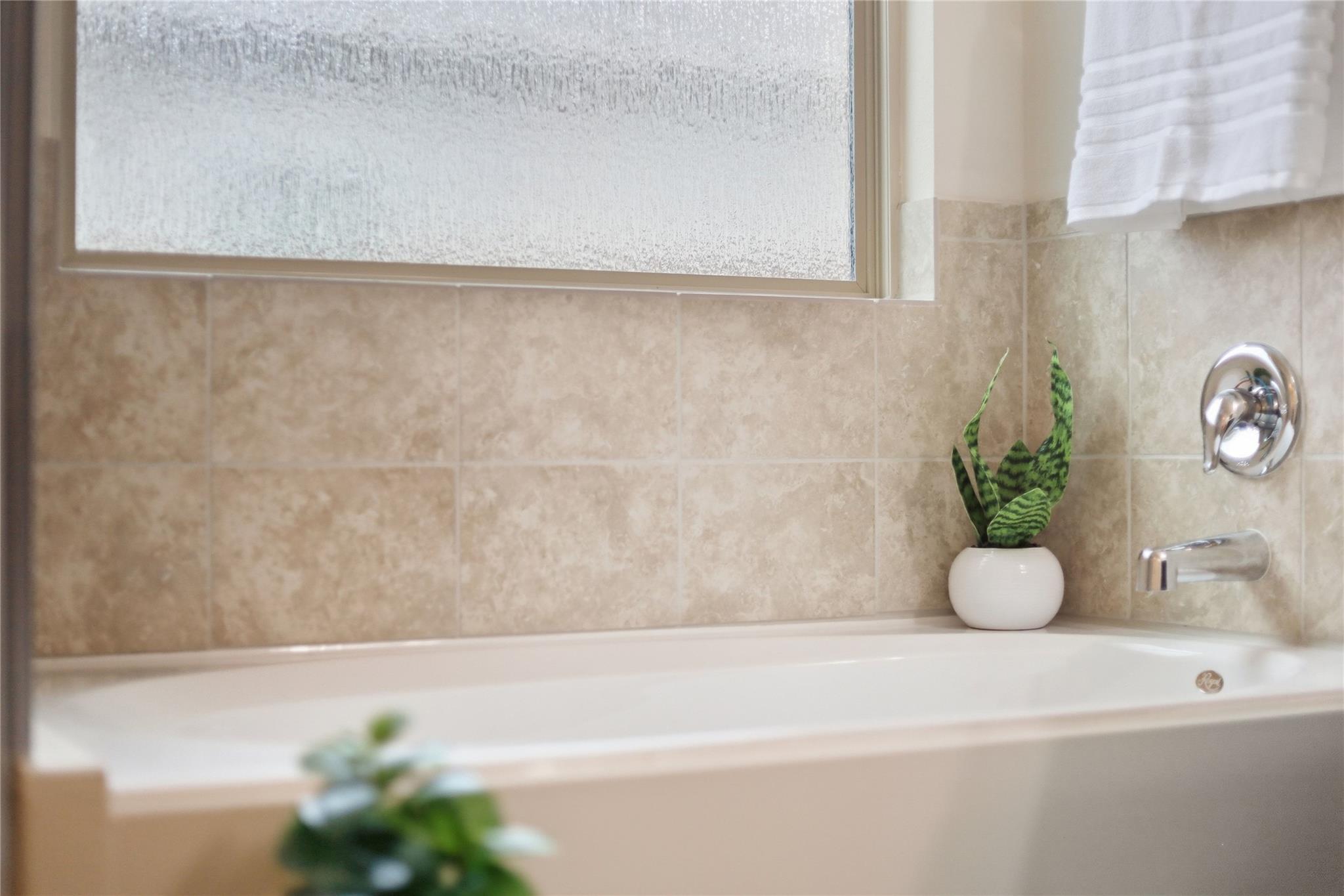 10024 Deer Chase Trl, Austin, TX 78747