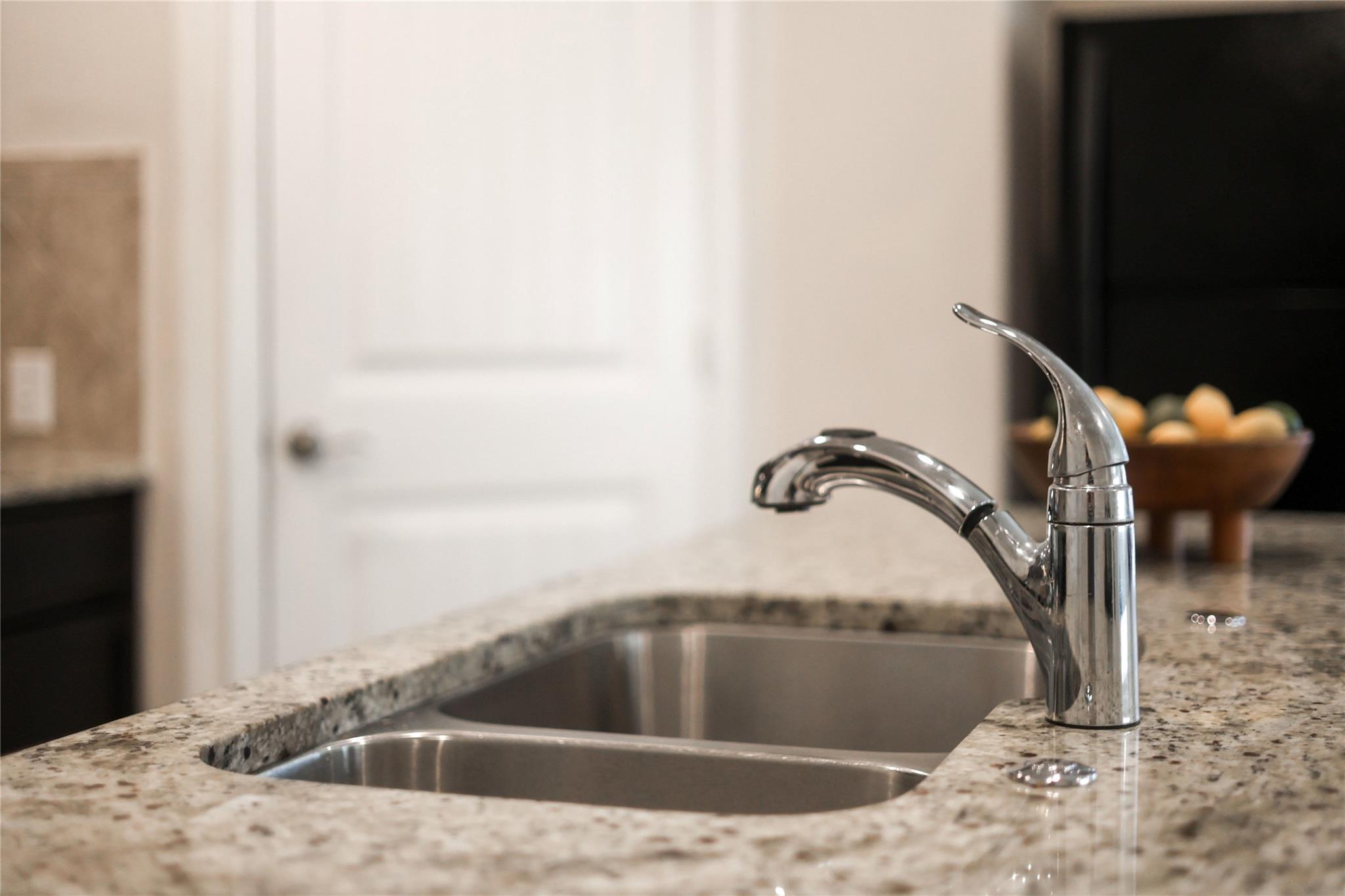 10024 Deer Chase Trl, Austin, TX 78747