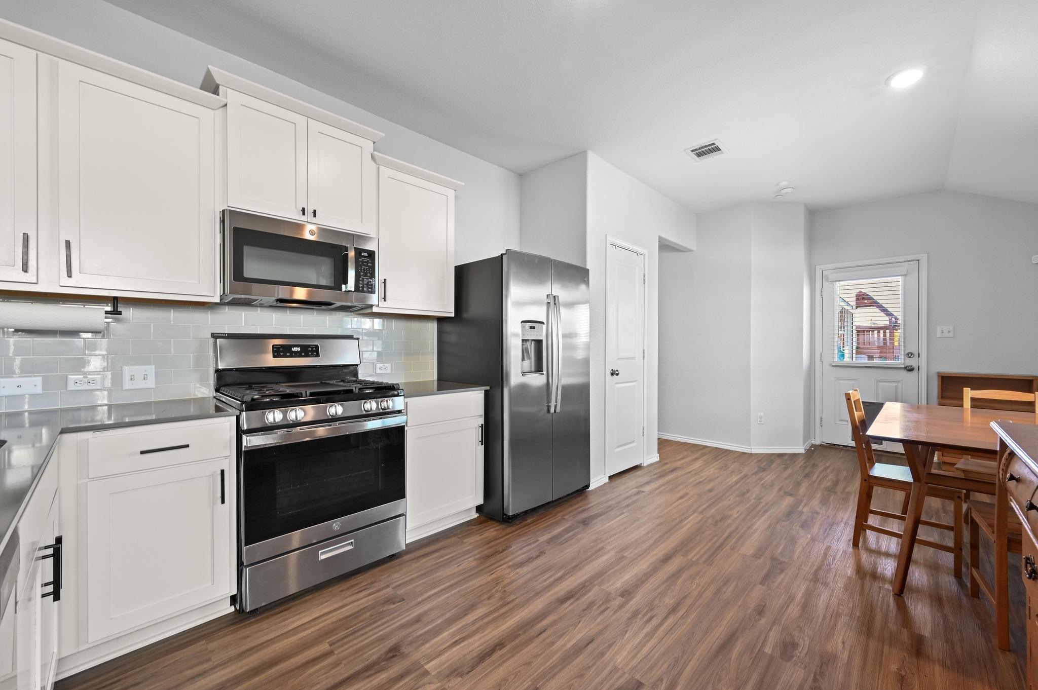 103 Canley Loop, Hutto, TX 78634