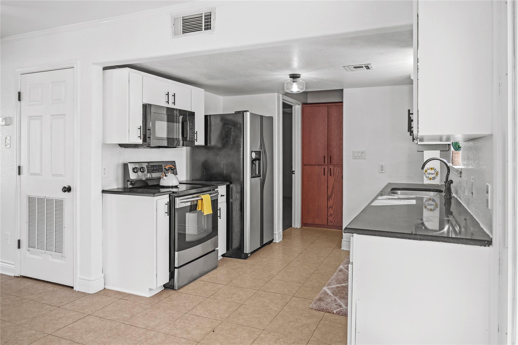 3300 Lake Inks Ave, Killeen, TX 76543