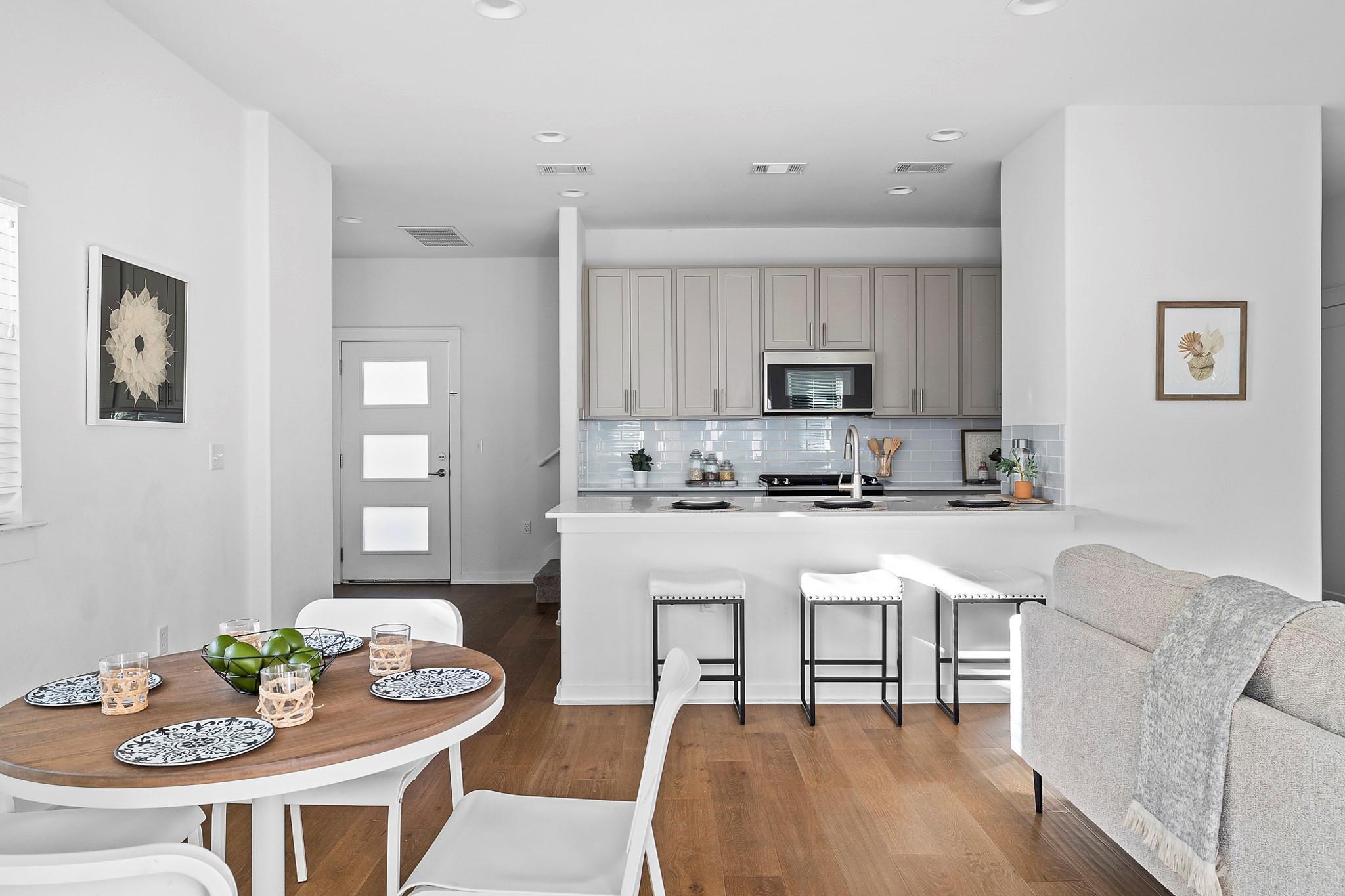 6800 Menchaca Rd # 22, Austin, TX 78745