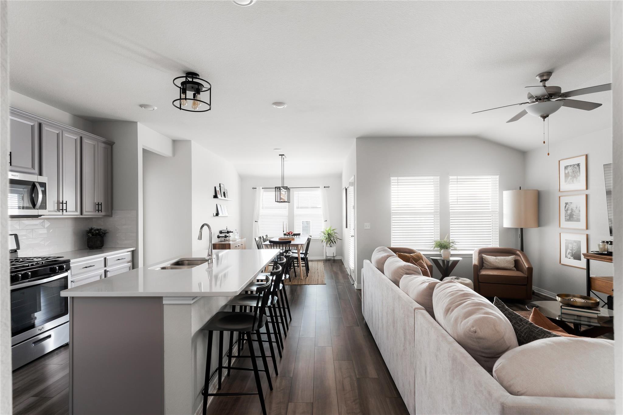 6511 Rounded Pebble Ln, Buda, TX 78610