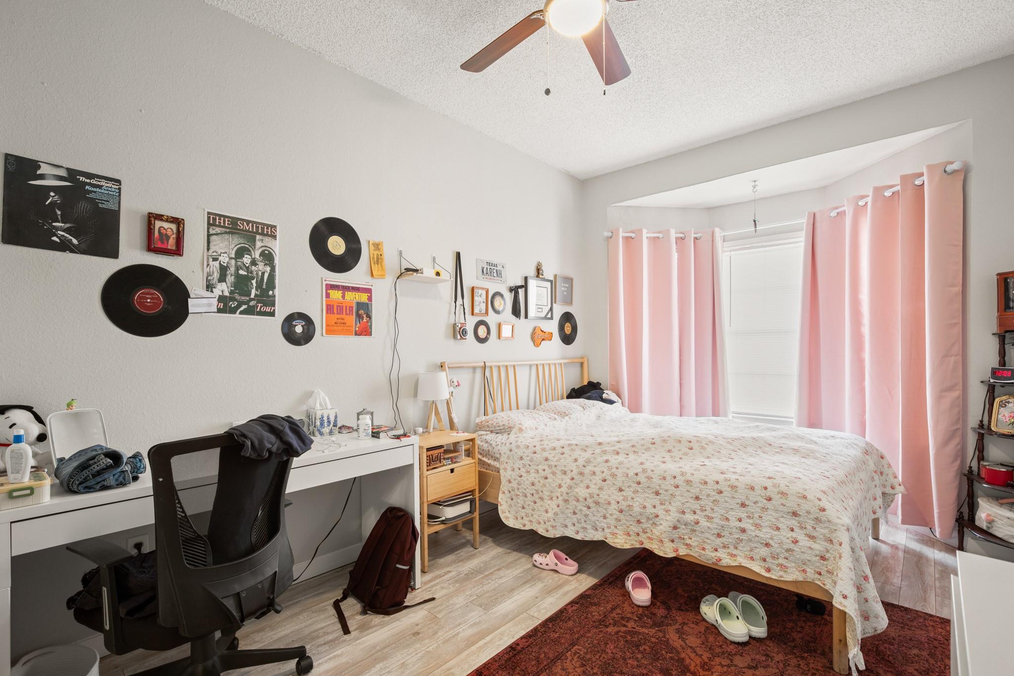 915 W 23rd St # 203, Austin, TX 78705