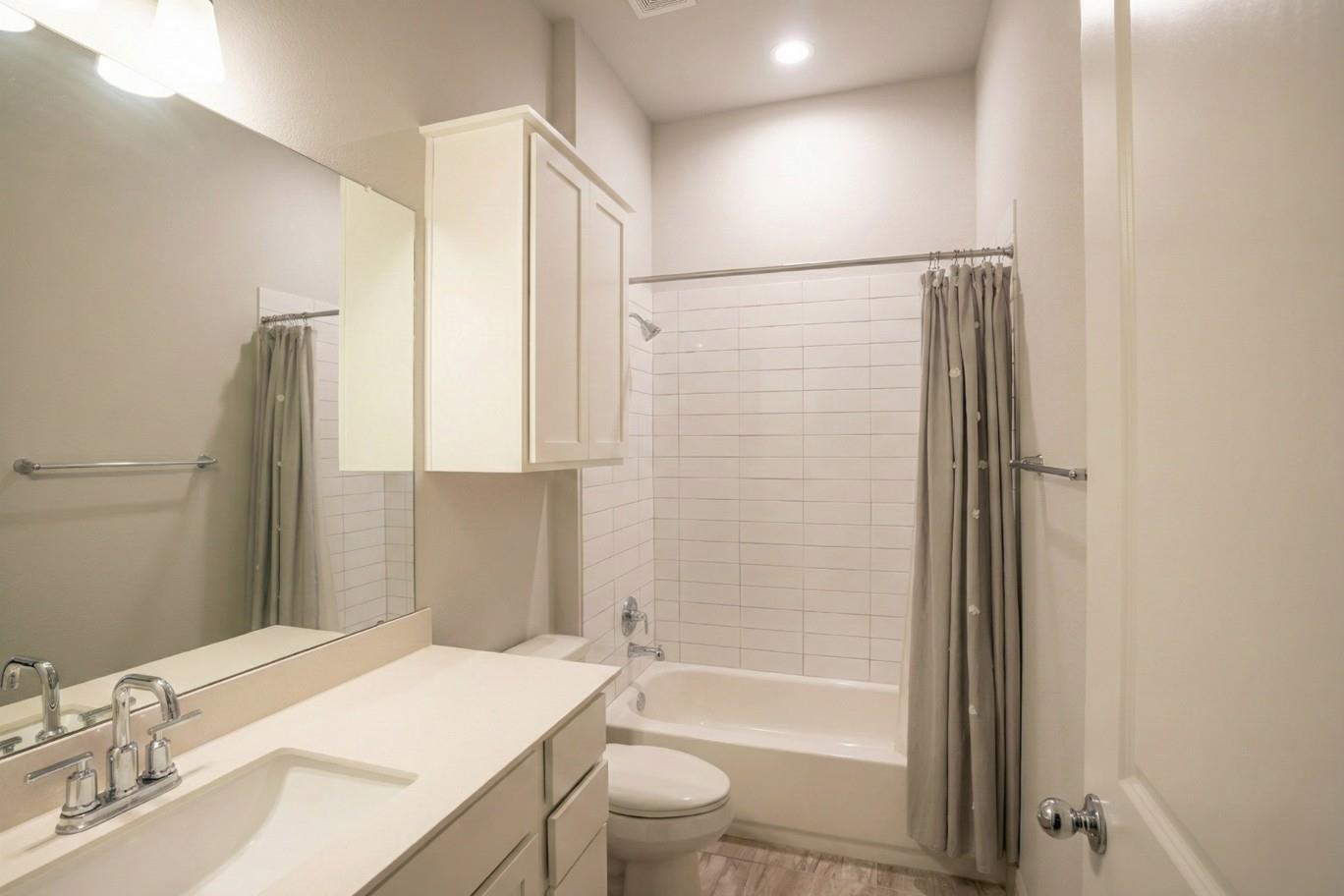 17301 Emperador Dr, Round Rock, TX 78664