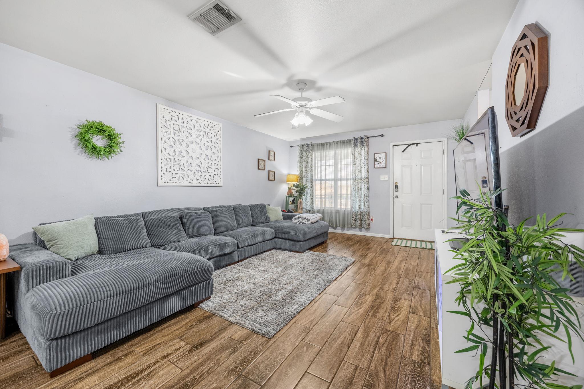 400 Topeka Ct, Nolanville, TX 76559