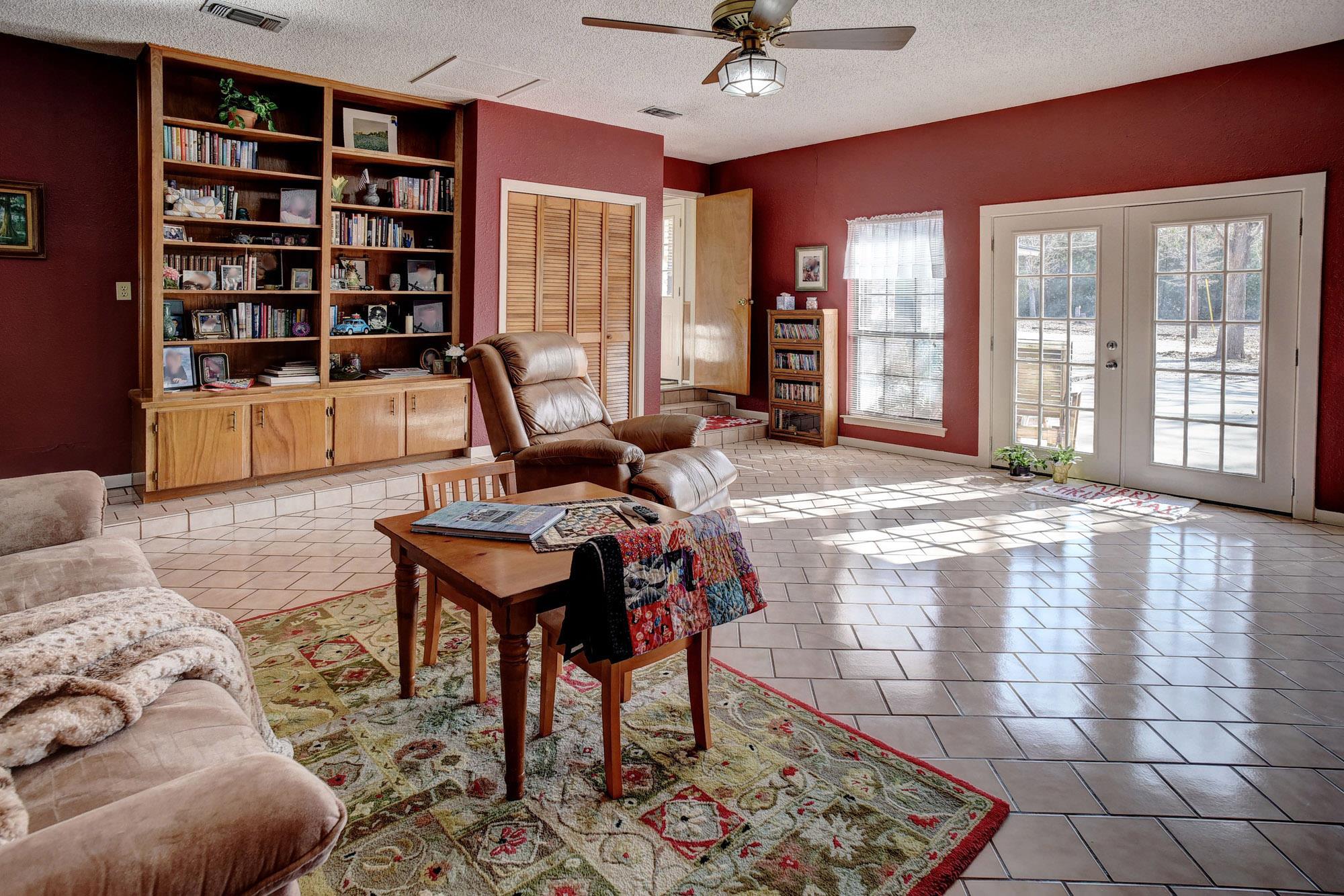 134 Short St, Bastrop, TX 78602