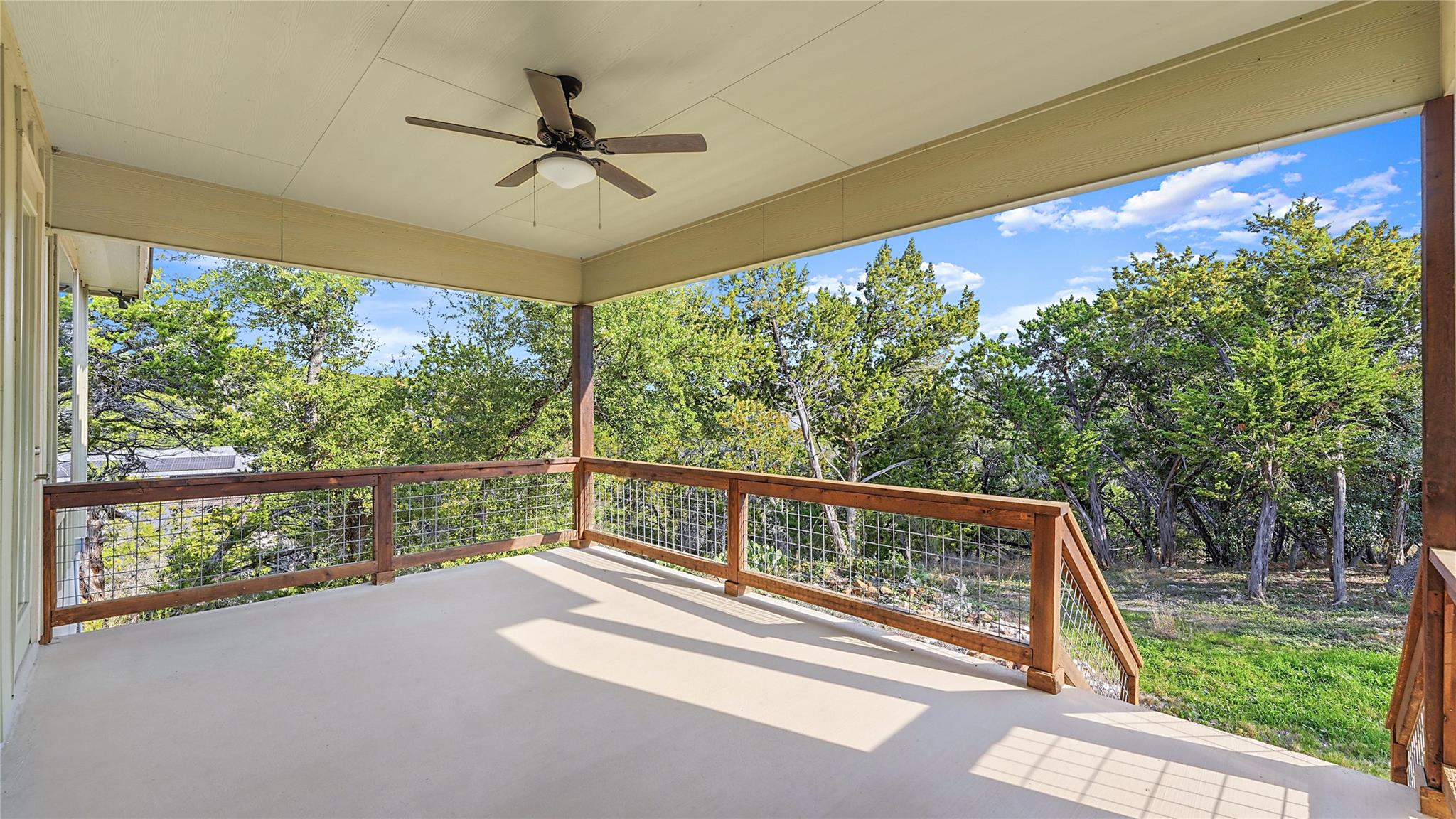 1039 Primrose Path, Canyon Lake, TX 78133