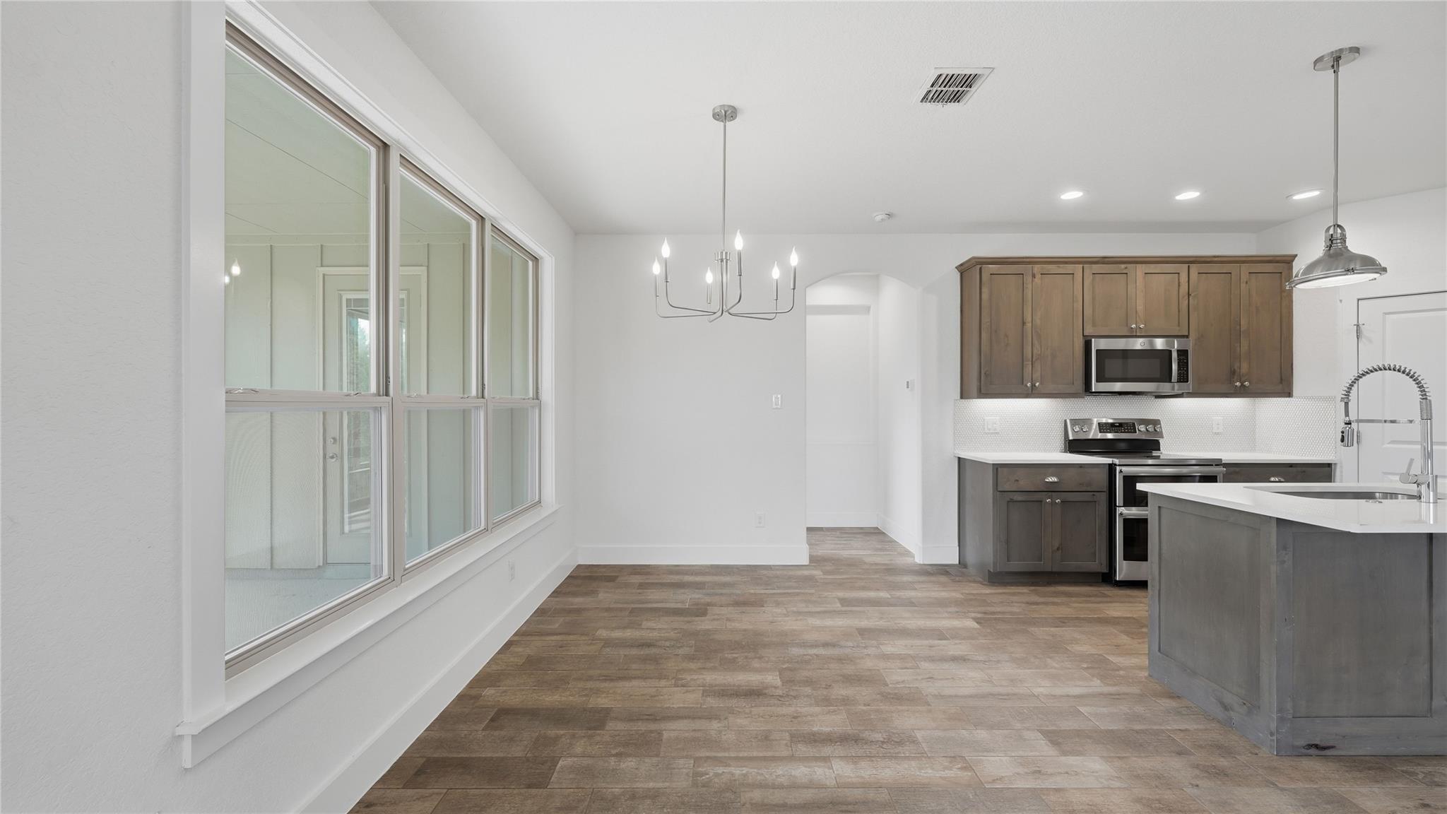 1039 Primrose Path, Canyon Lake, TX 78133