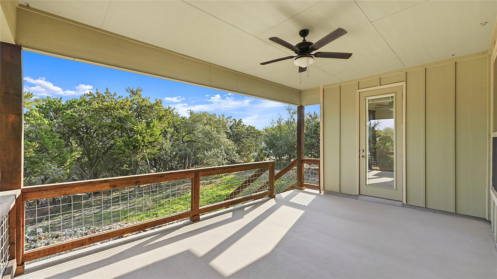 1039 Primrose Path, Canyon Lake, TX 78133