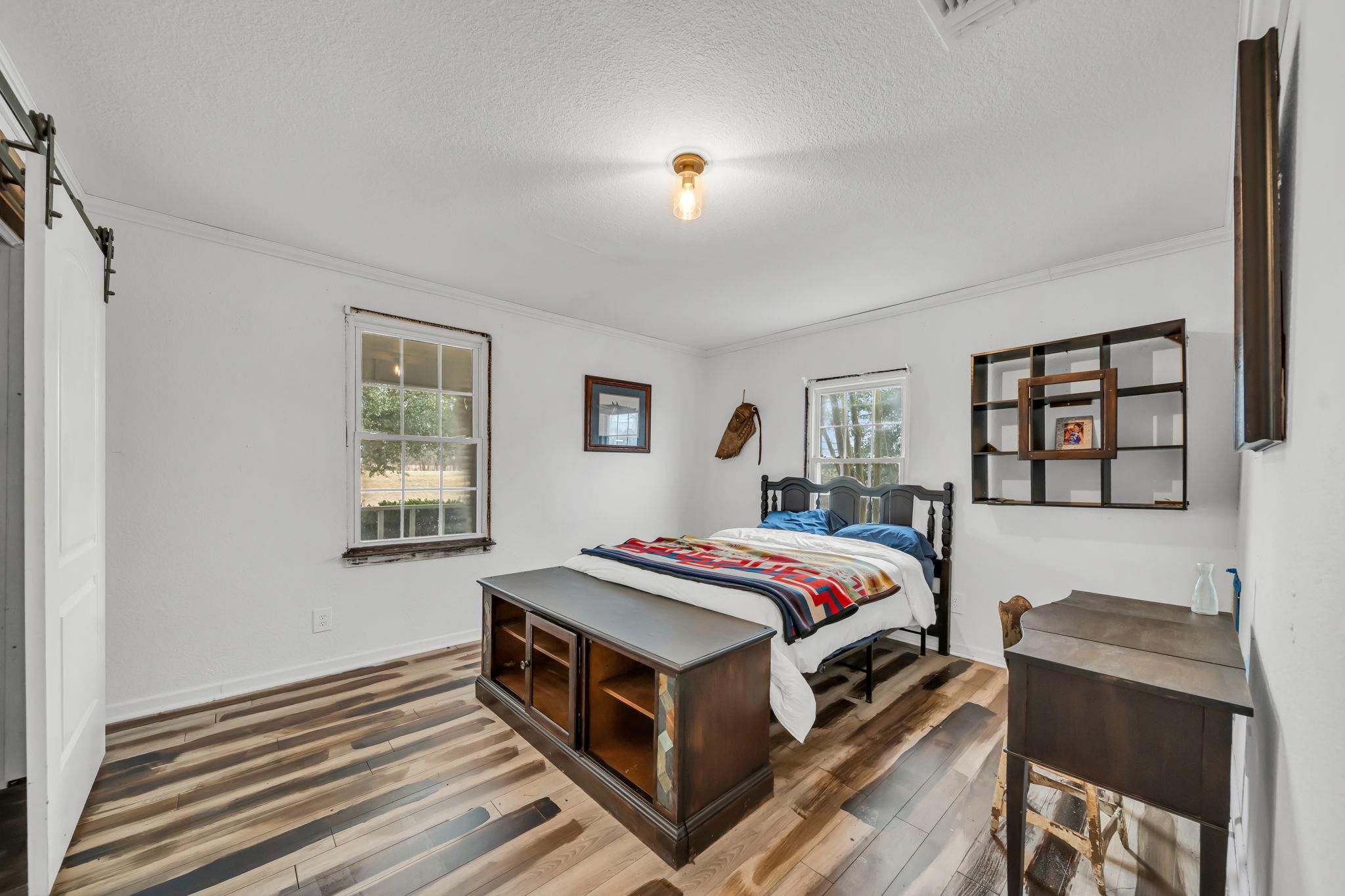 3242 E Fm 696, Lexington, TX 78947