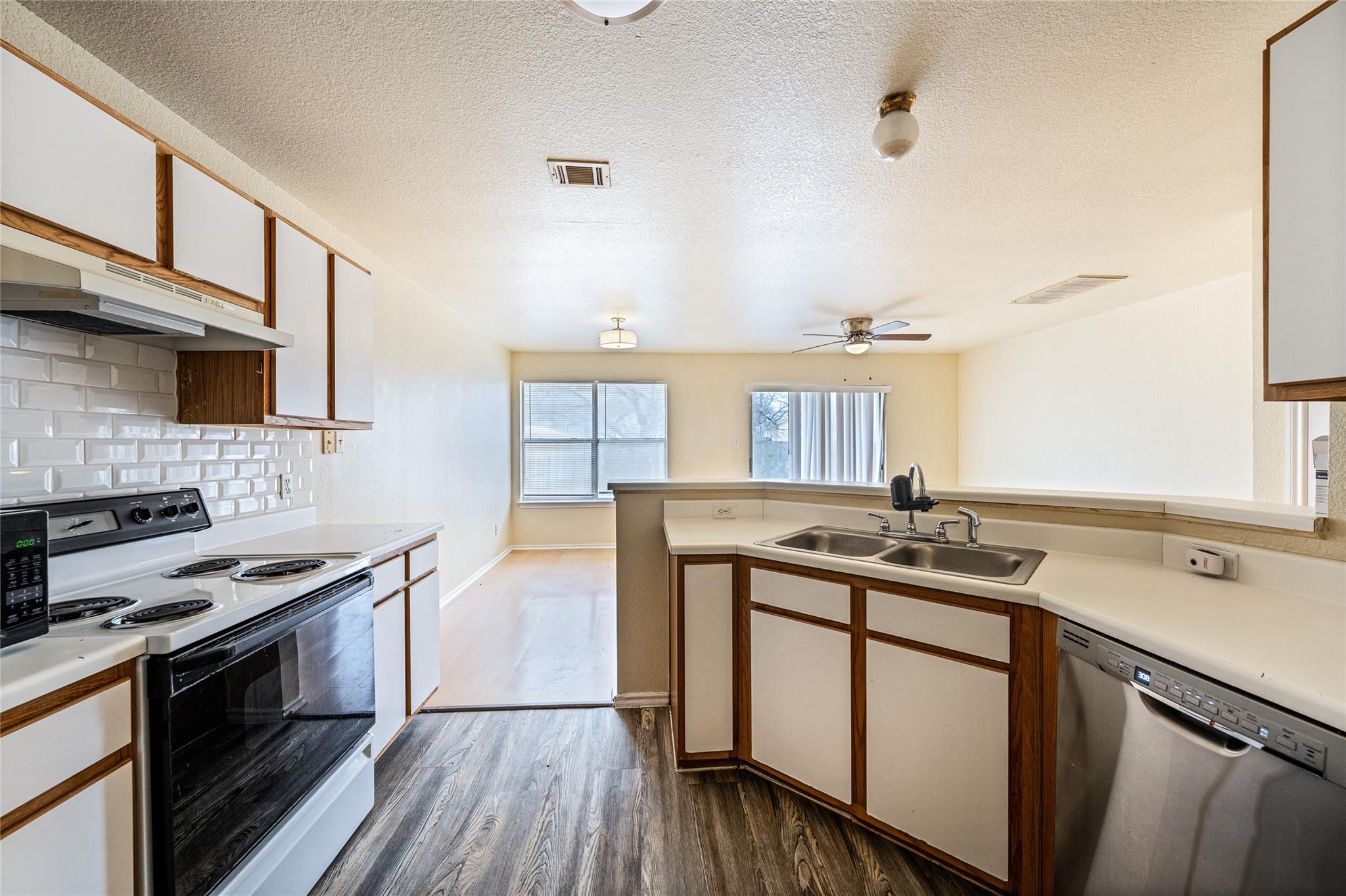 9607 Nightjar Dr # B, Austin, TX 78748