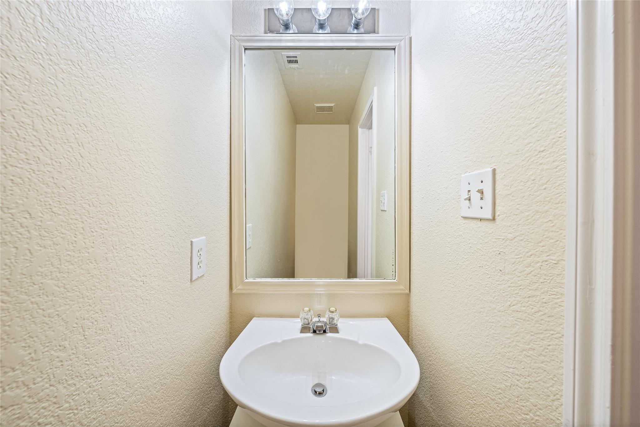 9607 Nightjar Dr # B, Austin, TX 78748