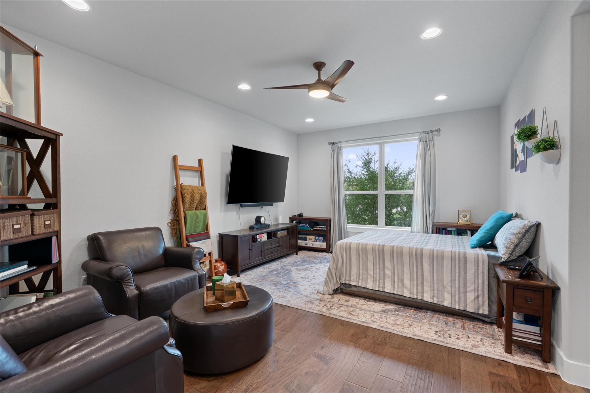 2201 Live Oak Rd, Leander, TX 78641