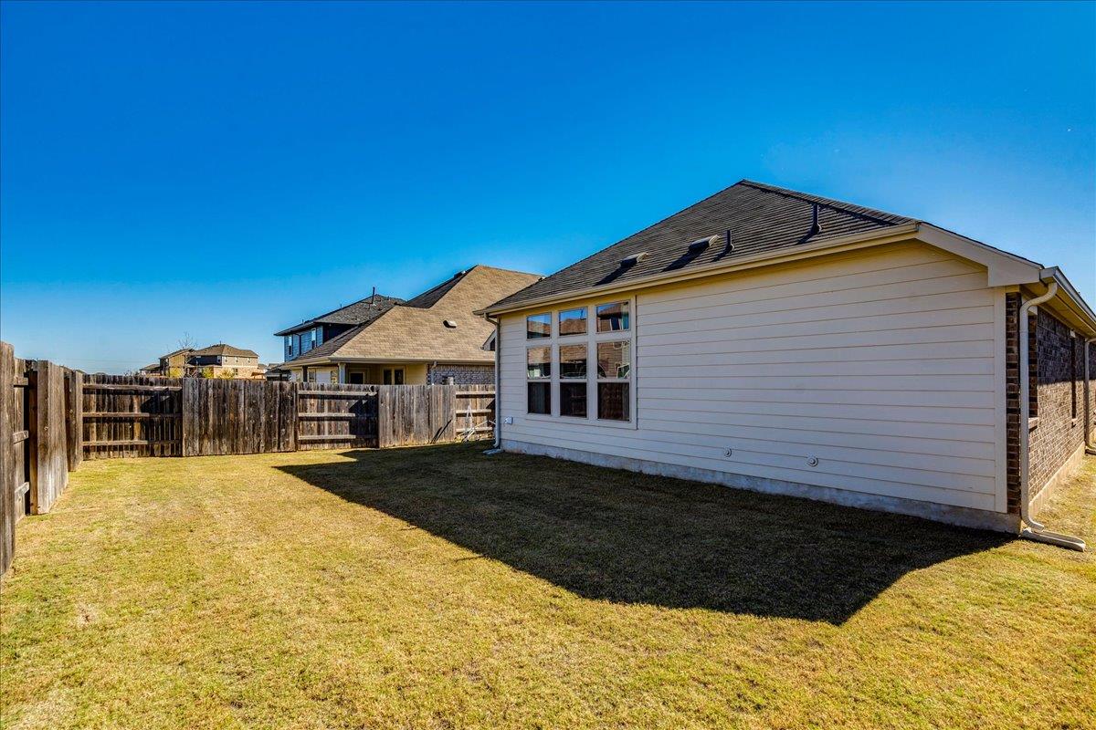 409 Durian Loop, Buda, TX 78610