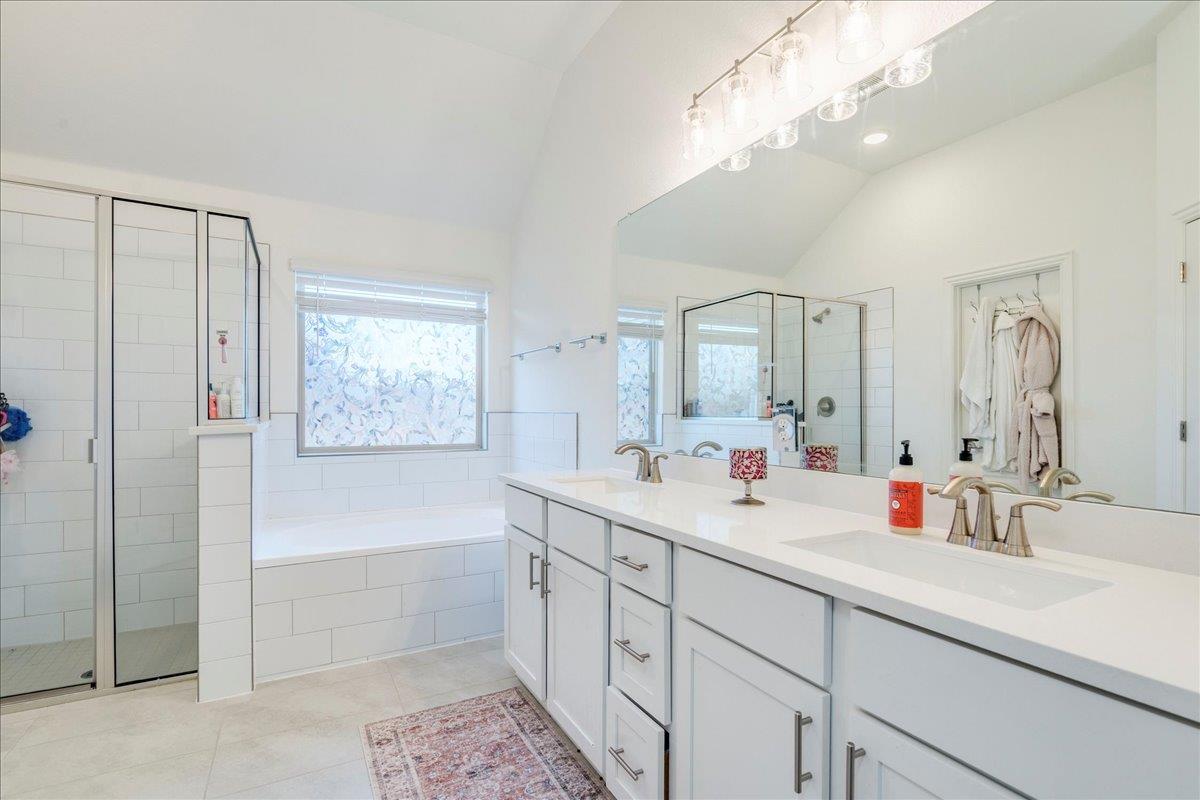 409 Durian Loop, Buda, TX 78610