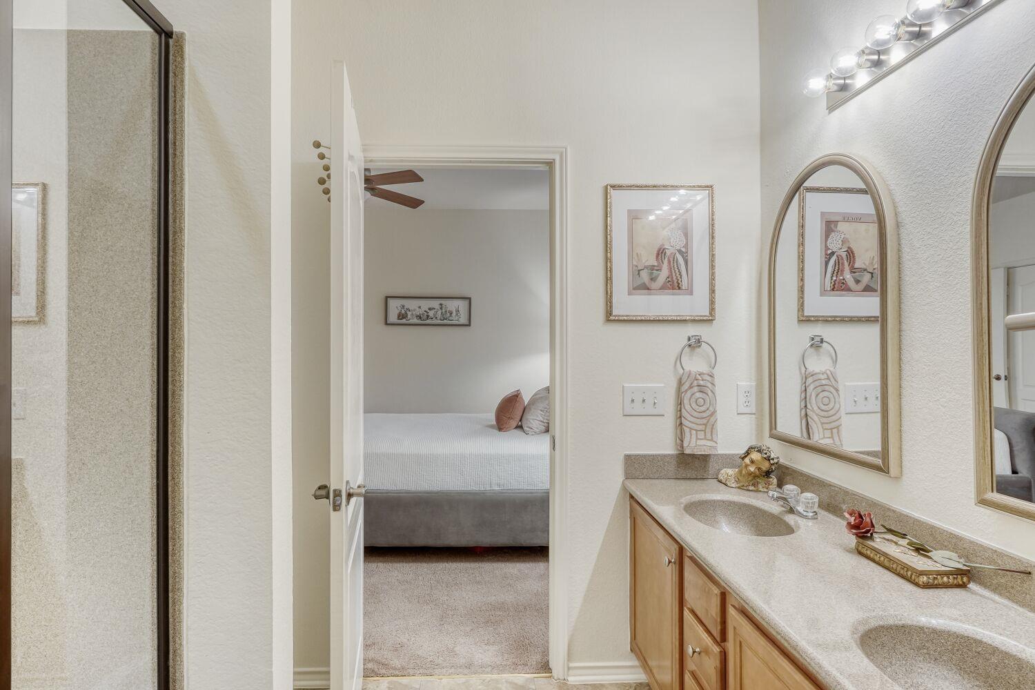 5805 Alomar Cv, Del Valle, TX 78617