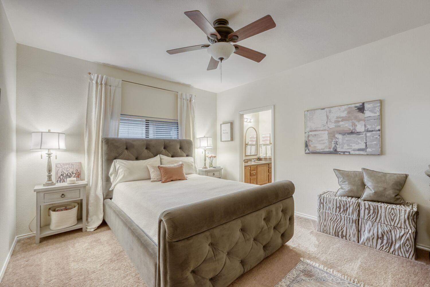 5805 Alomar Cv, Del Valle, TX 78617