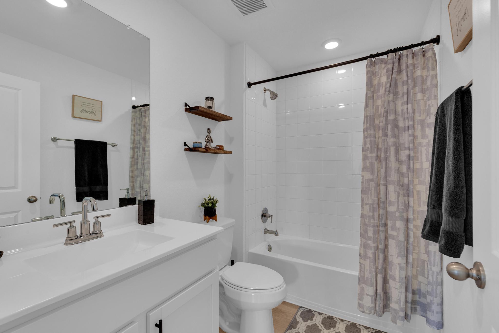 668 Lake Sweetwater Ln, Buda, TX 78610