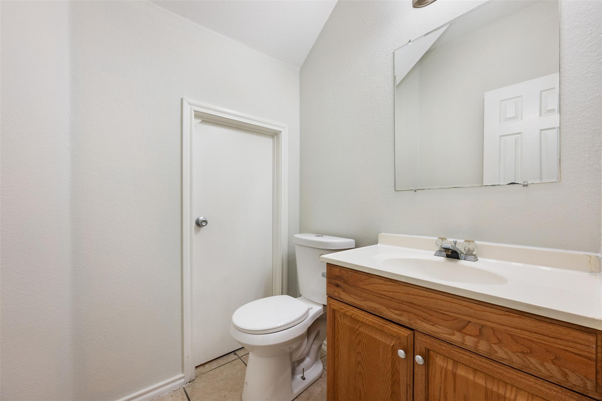 1720 Constantino Cir # B, Austin, TX 78745