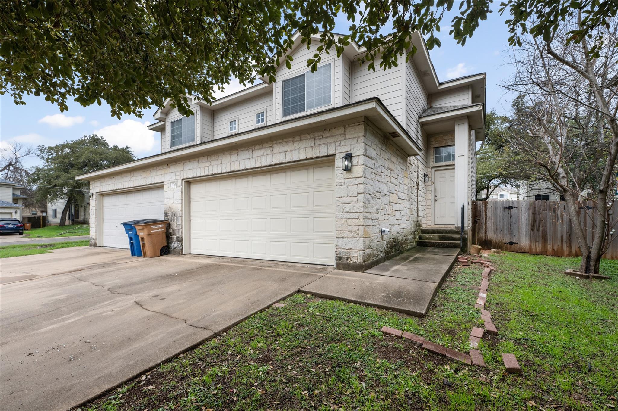 1720 Constantino Cir # B, Austin, TX 78745