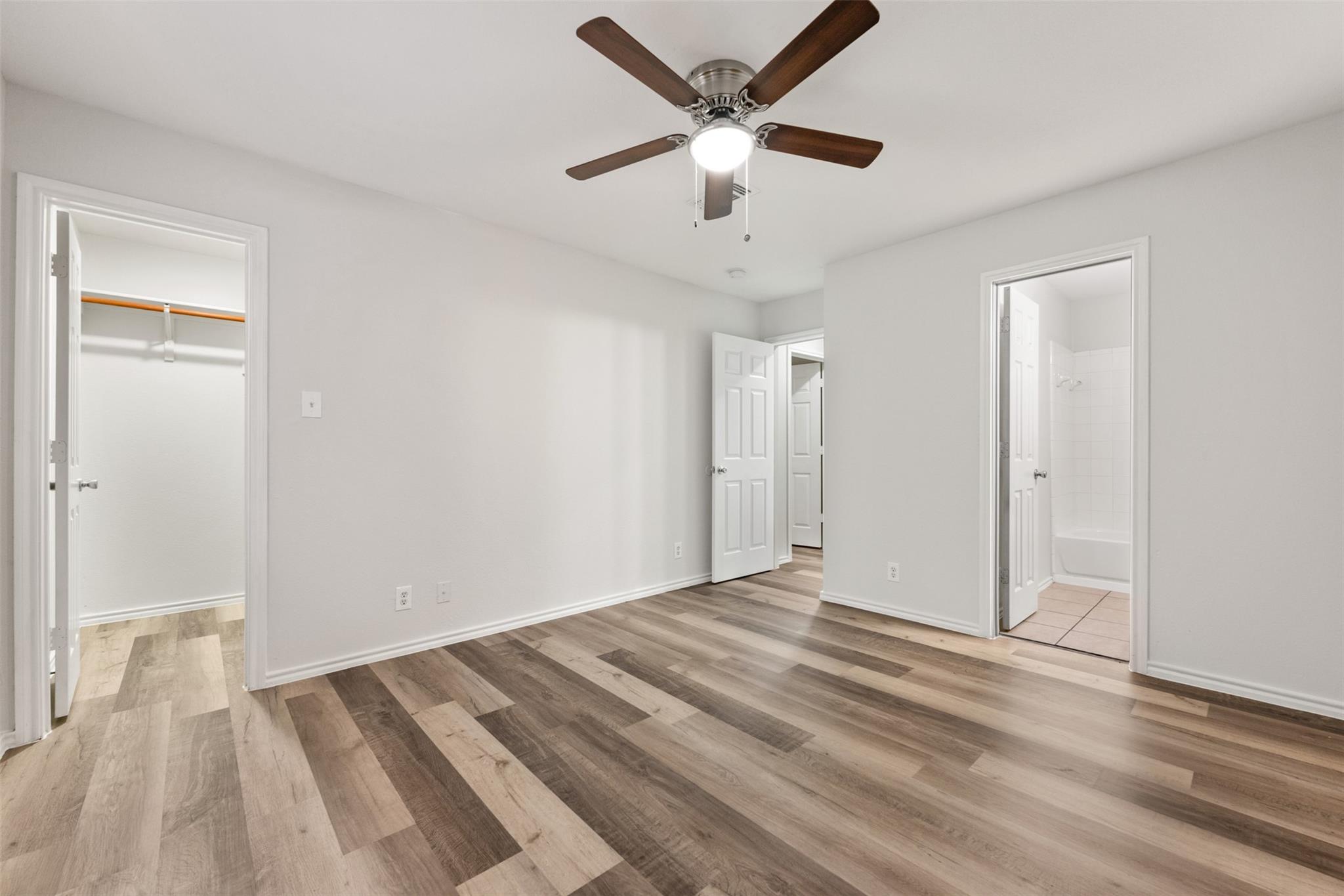 1720 Constantino Cir # B, Austin, TX 78745