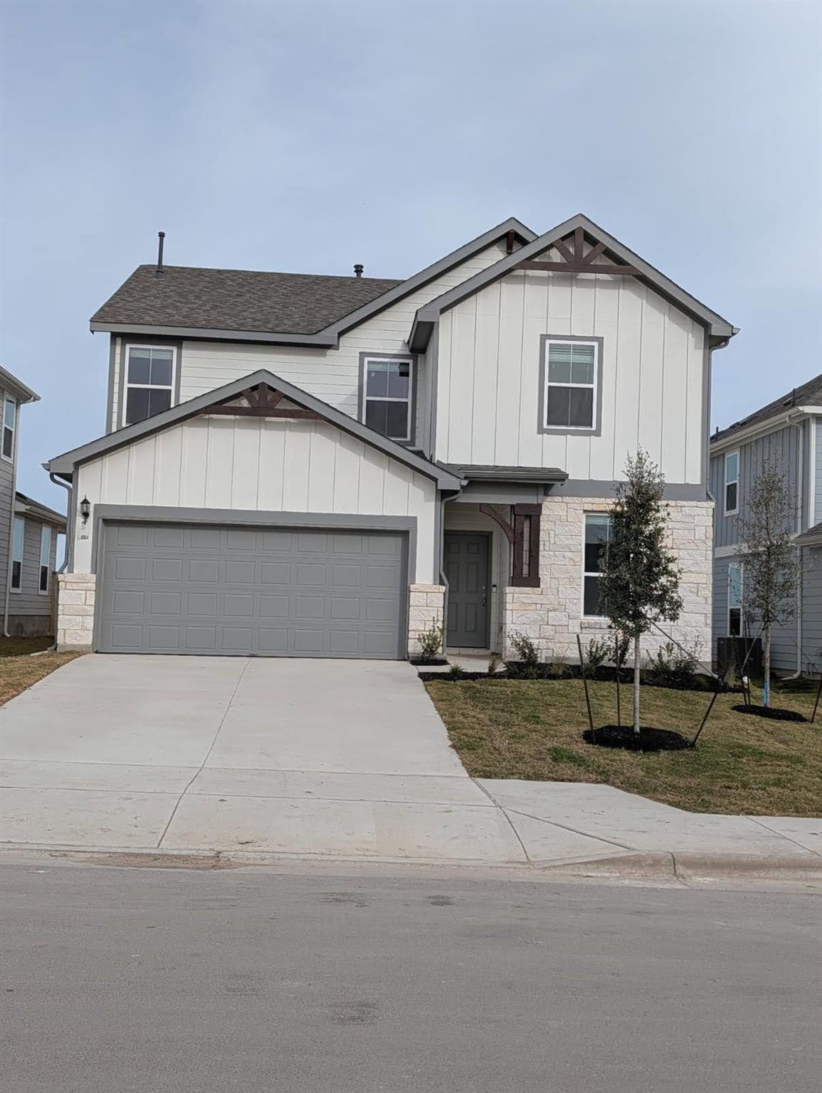 212 Daniels Dusty Trl, Georgetown, TX 78626