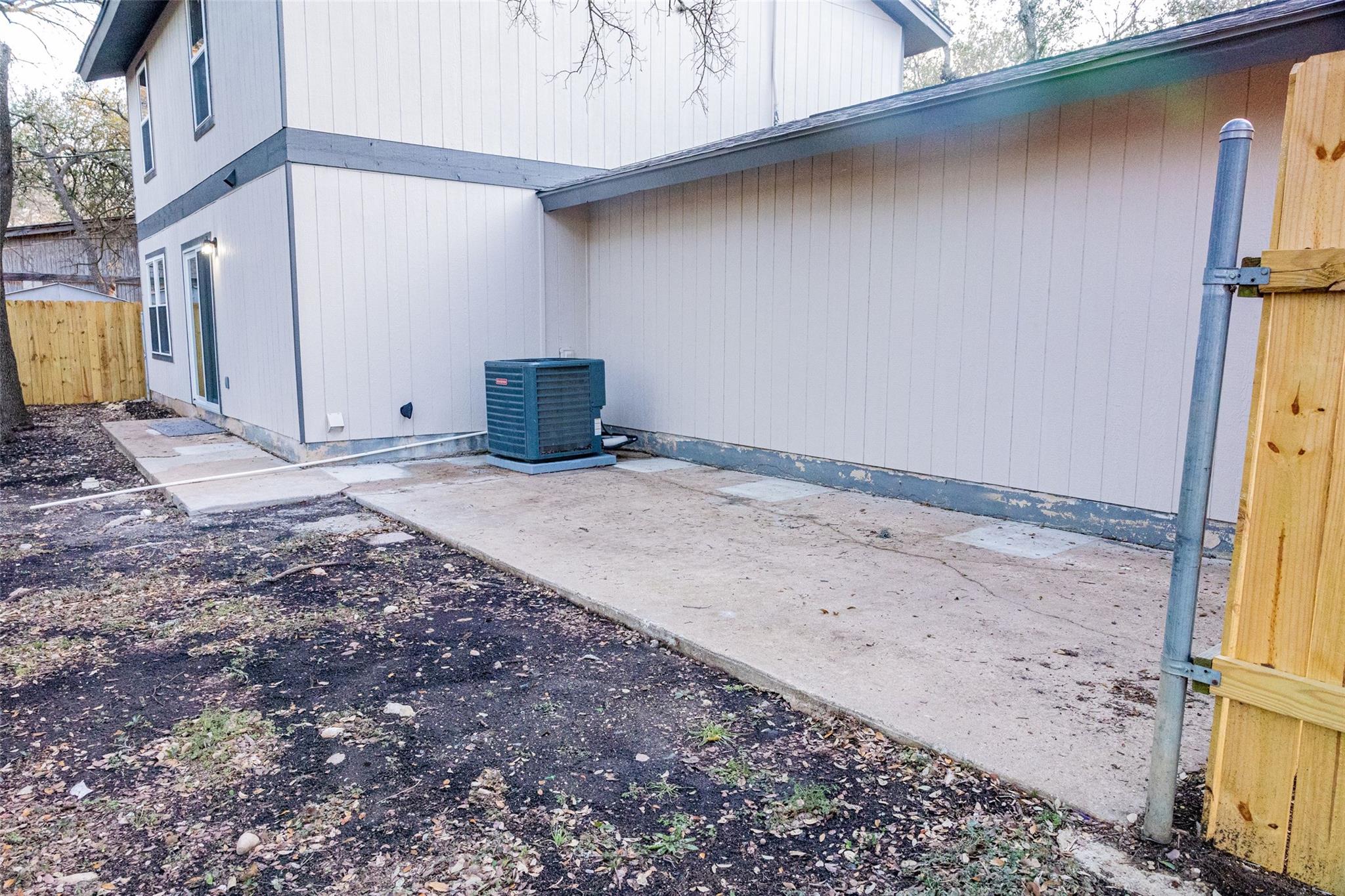 1900 Limerick Ln, Leander, TX 78641