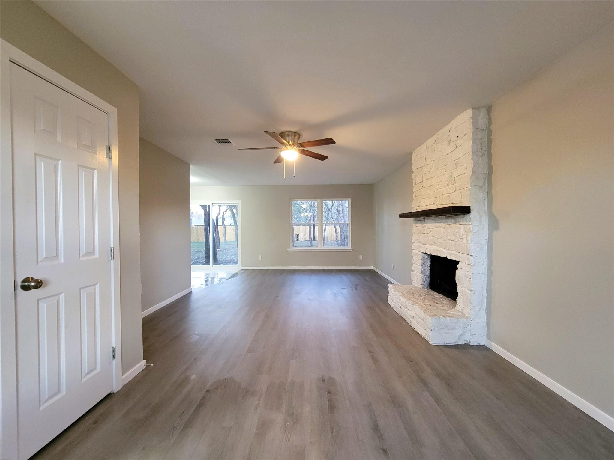 1900 Limerick Ln, Leander, TX 78641