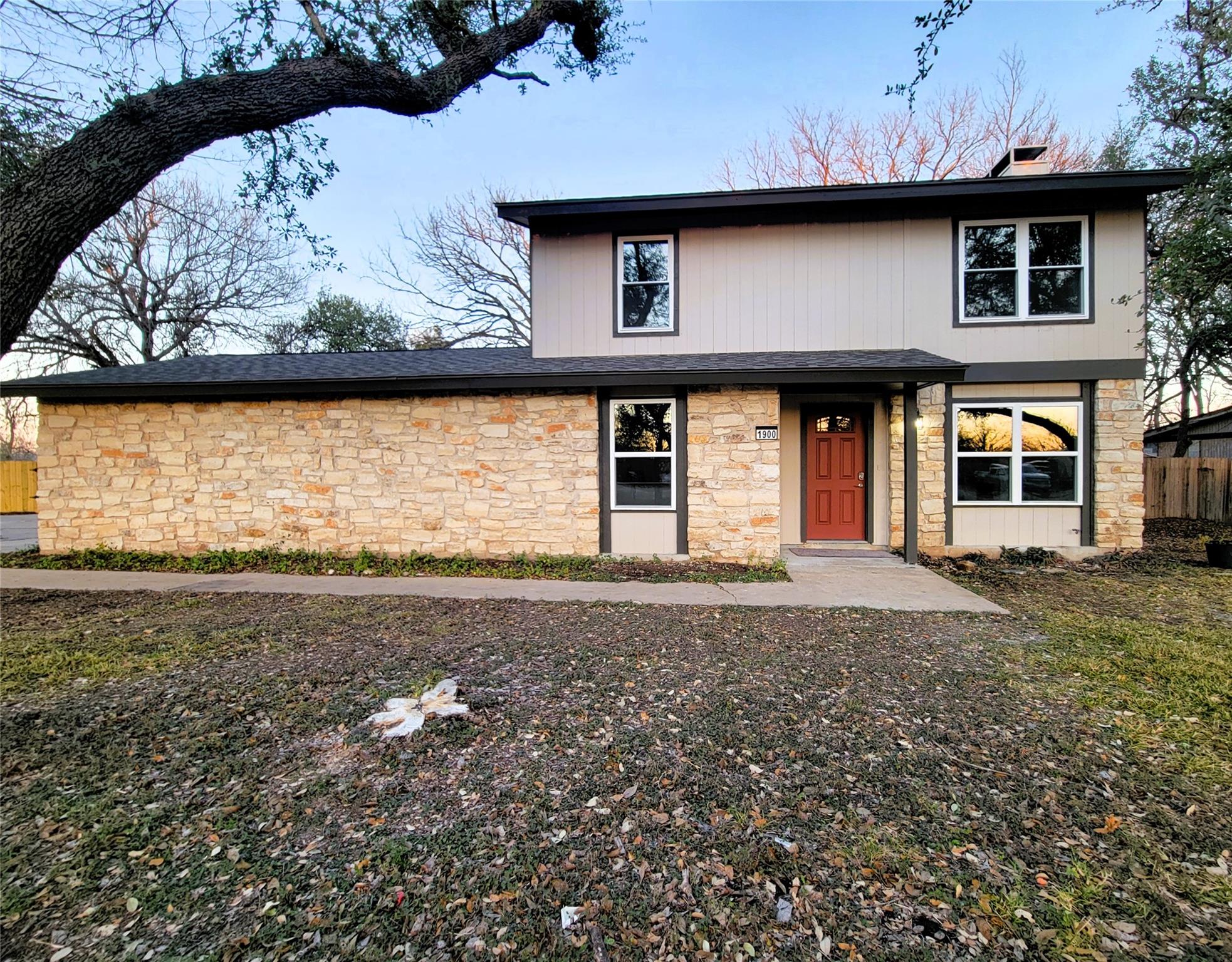 1900 Limerick Ln, Leander, TX 78641