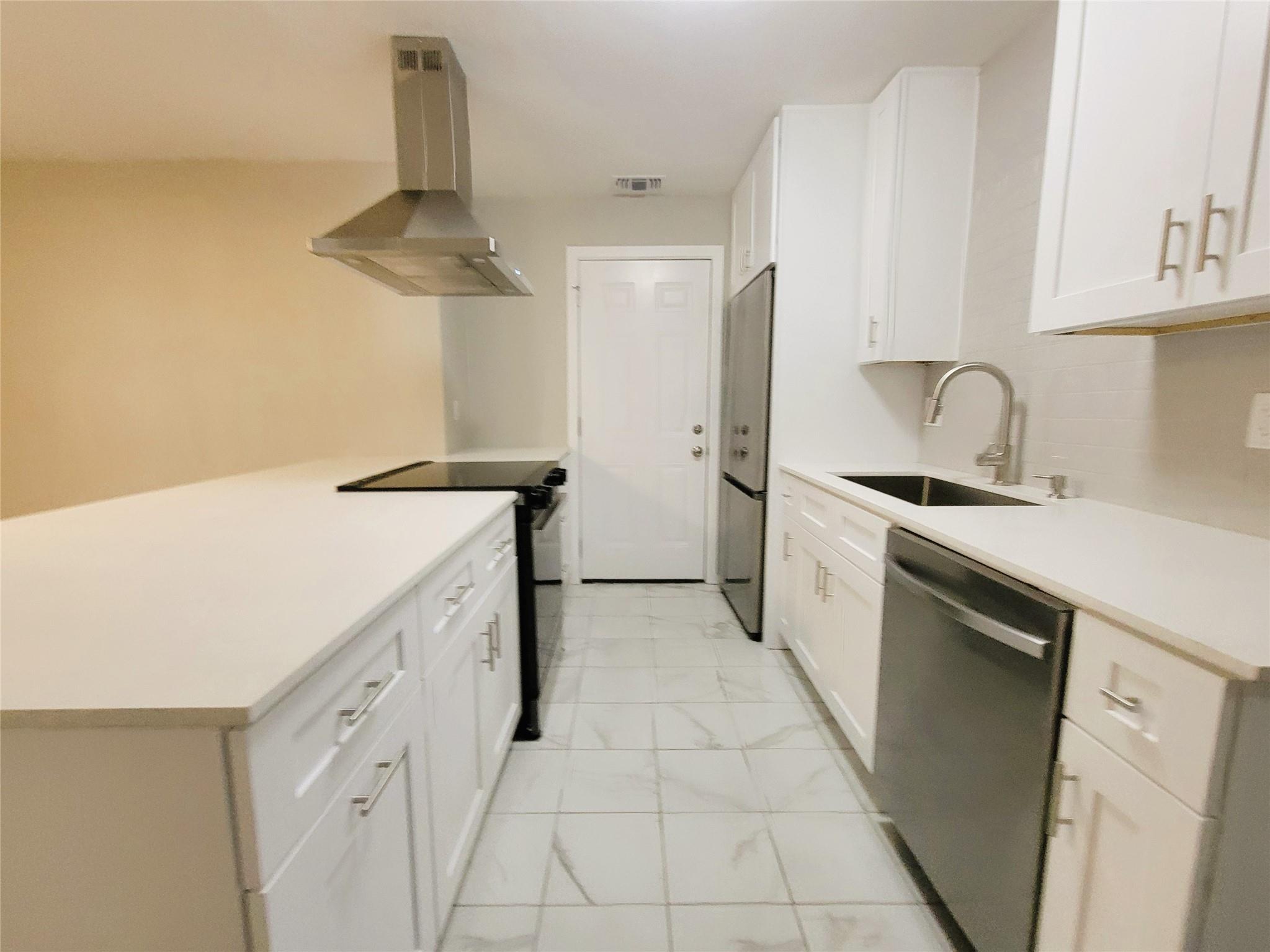 1900 Limerick Ln, Leander, TX 78641