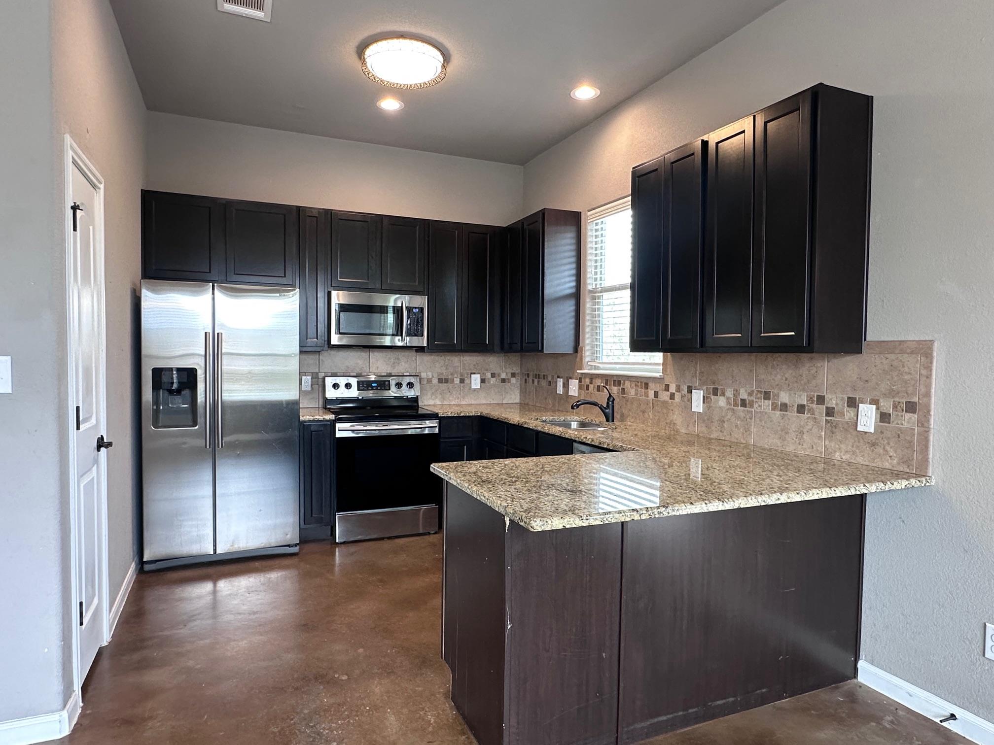 200 Mauna Kea Ln # B, Bastrop, TX 78602