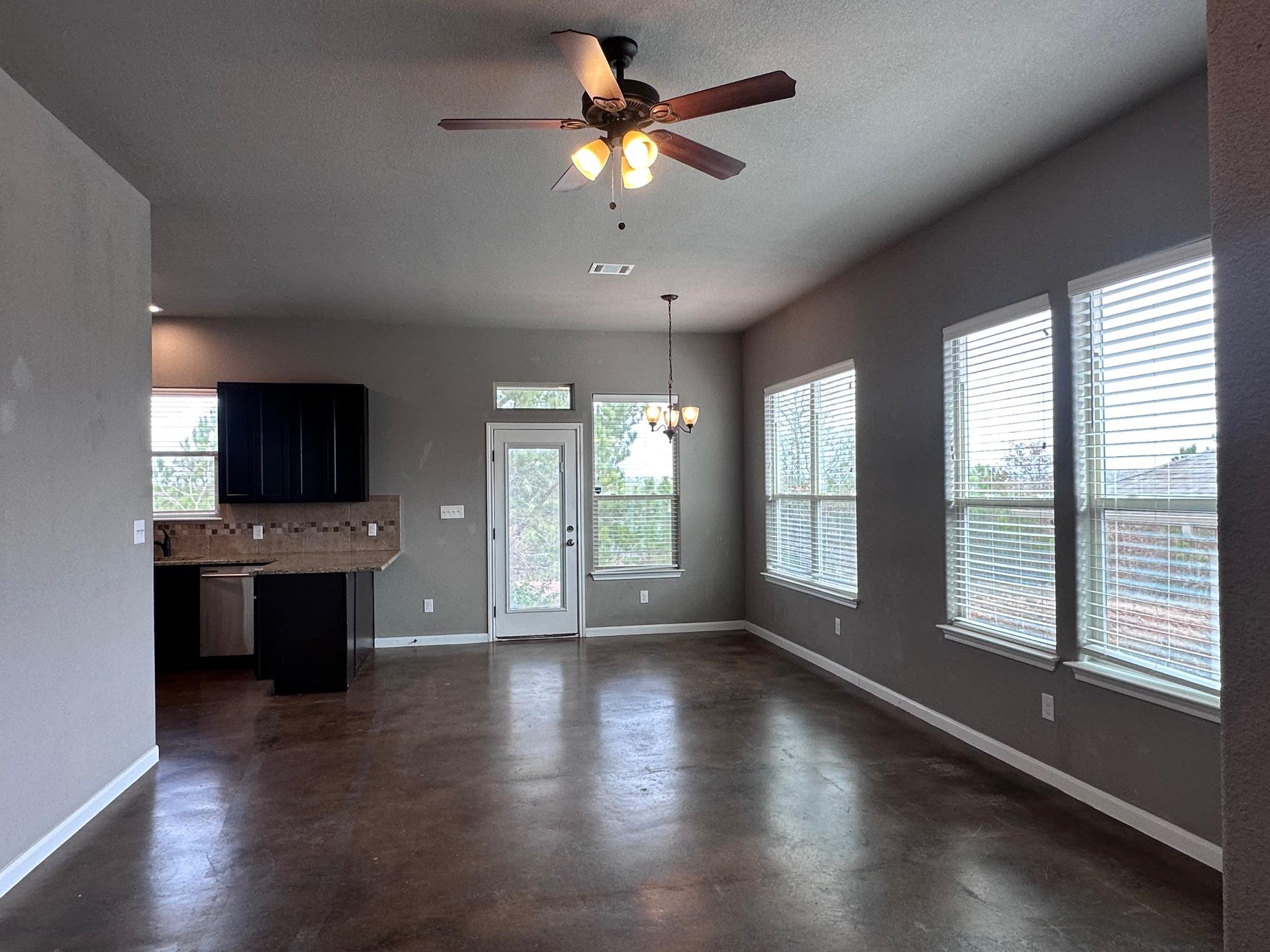 200 Mauna Kea Ln # B, Bastrop, TX 78602