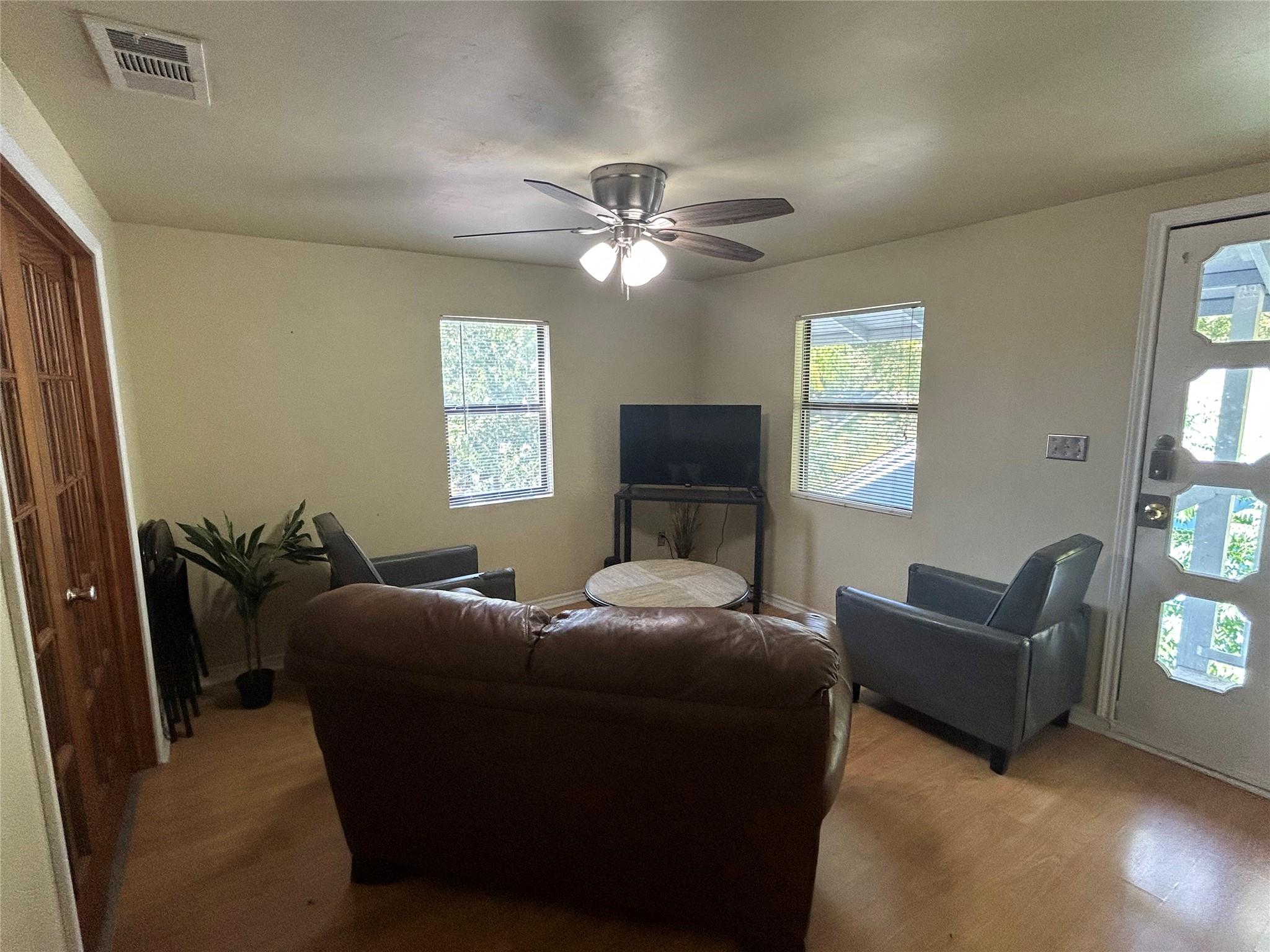 4812 Avenue G # B, Austin, TX 78751