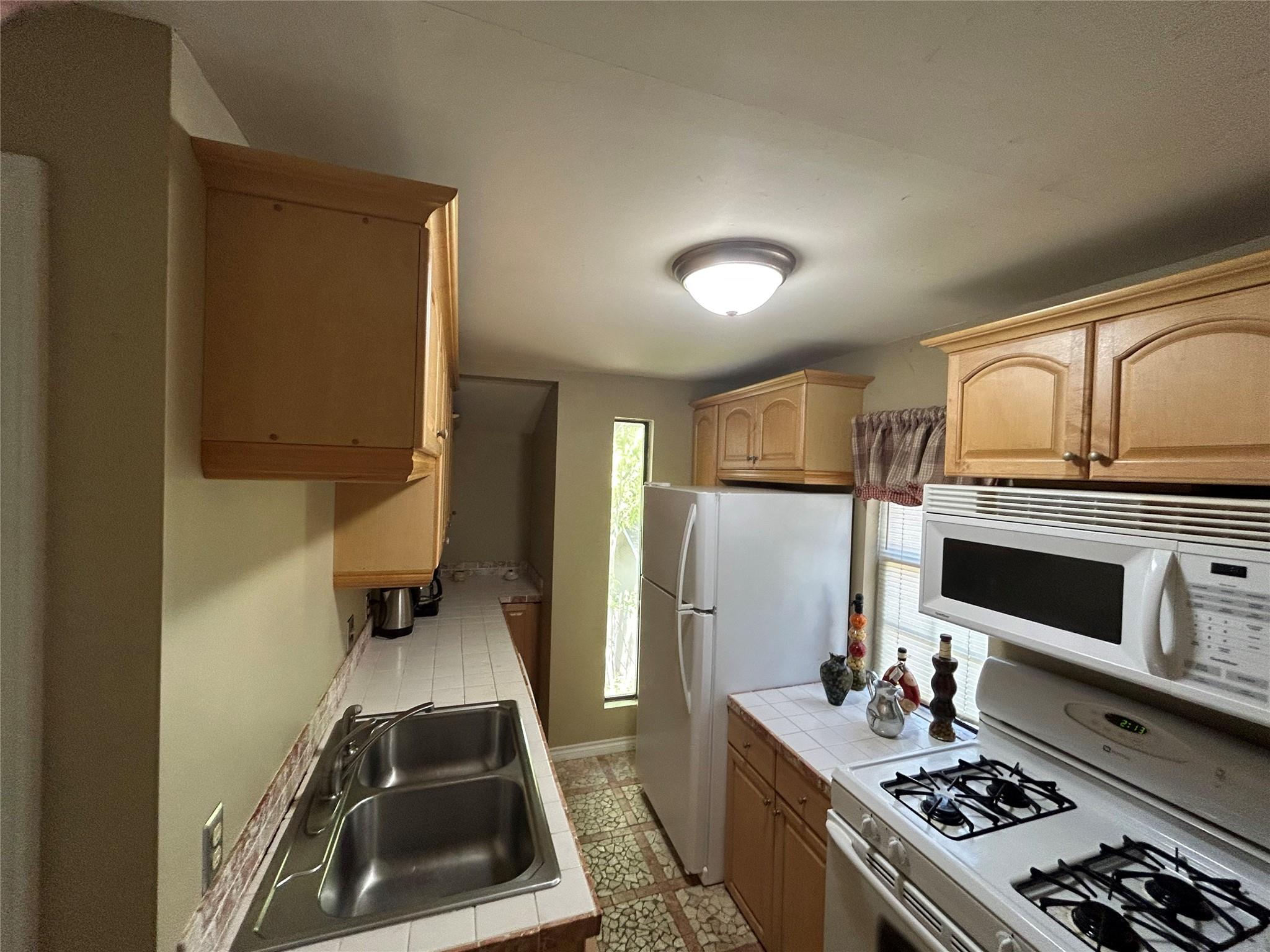 4812 Avenue G # B, Austin, TX 78751