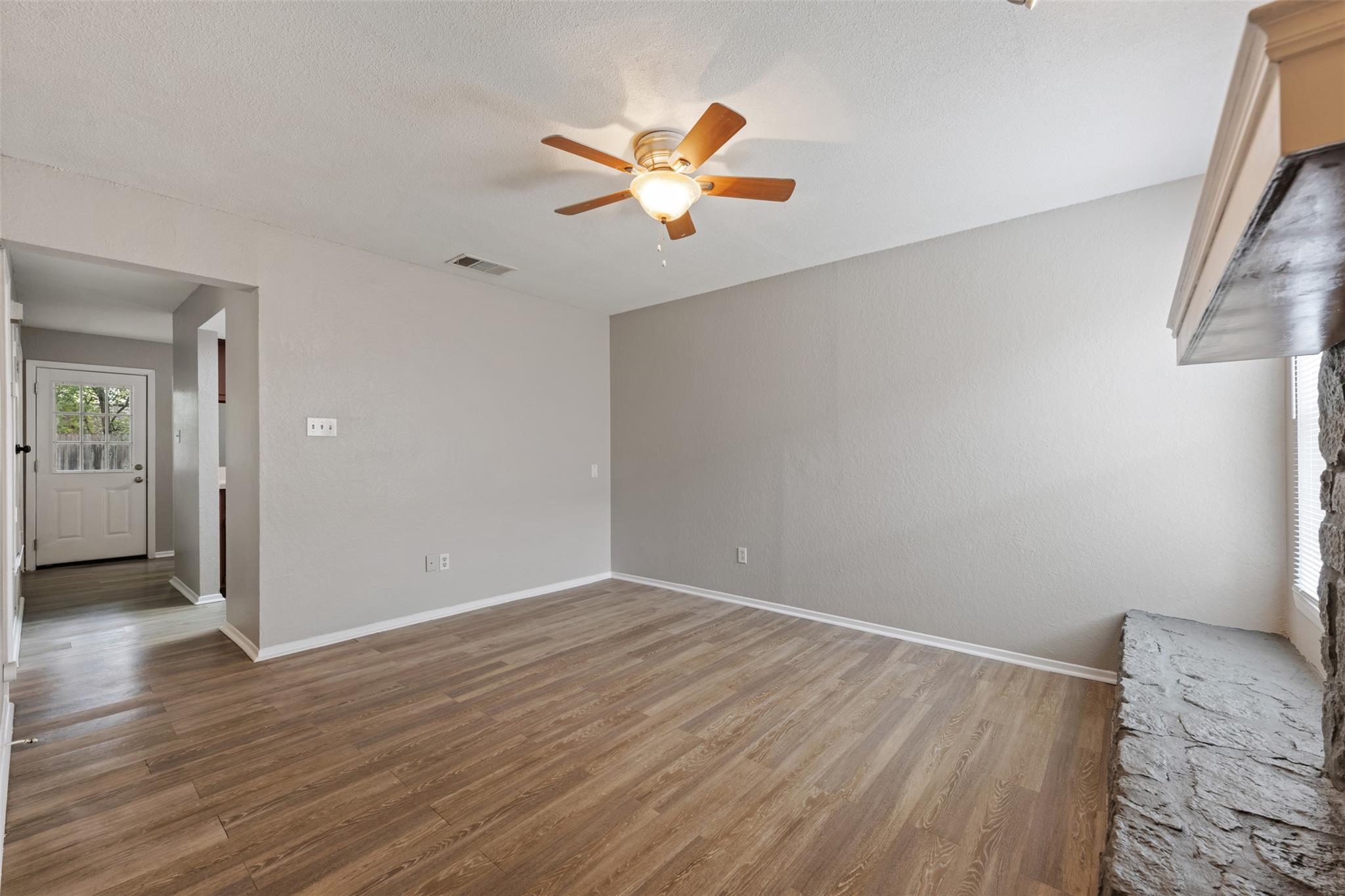 1805 RAWHIDE Loop, Round Rock, TX 78681