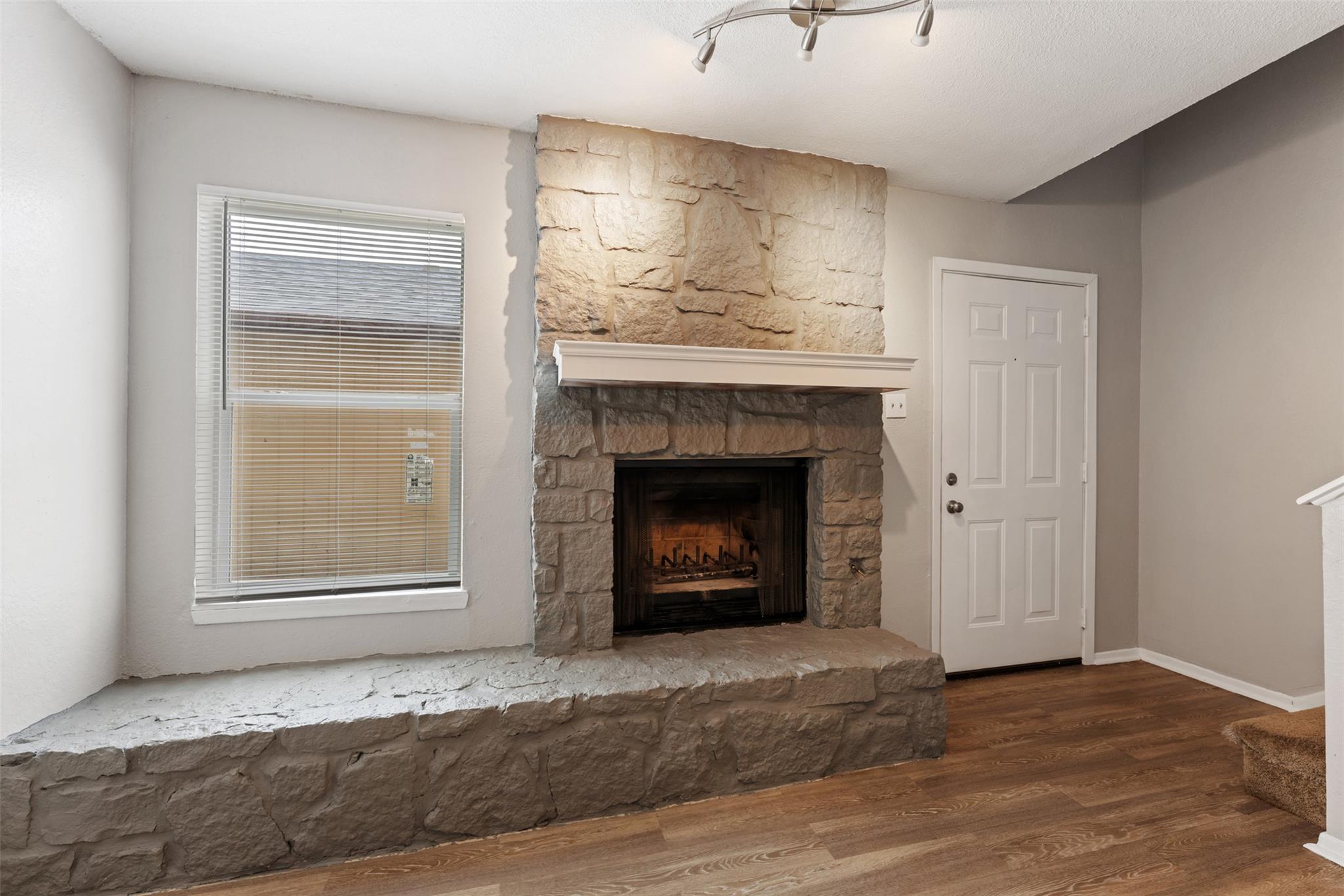 1805 RAWHIDE Loop, Round Rock, TX 78681