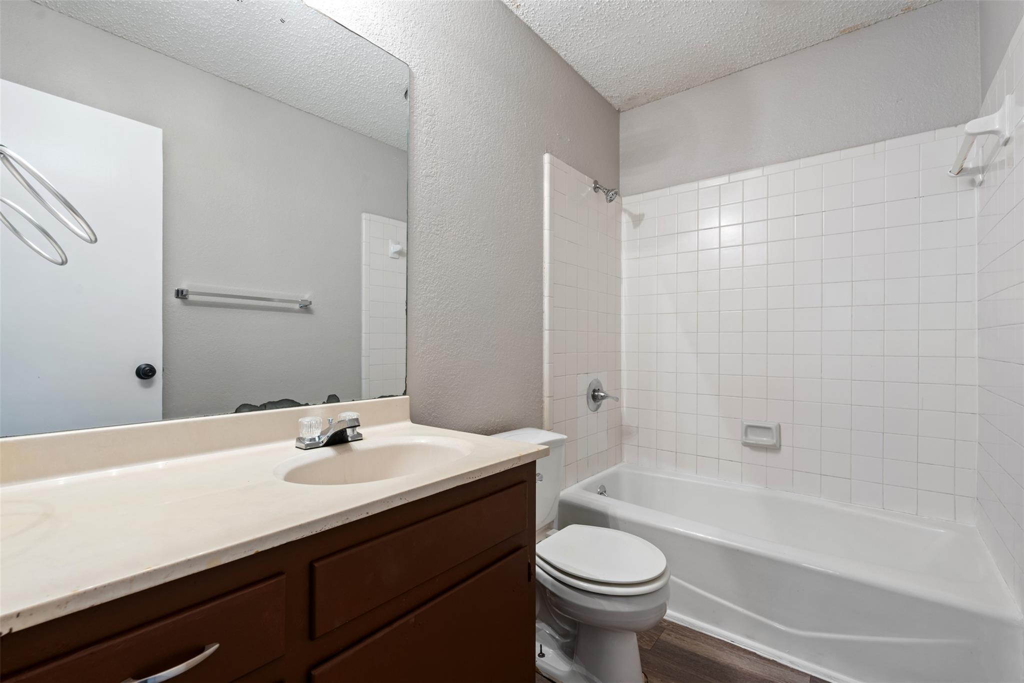 1805 RAWHIDE Loop, Round Rock, TX 78681