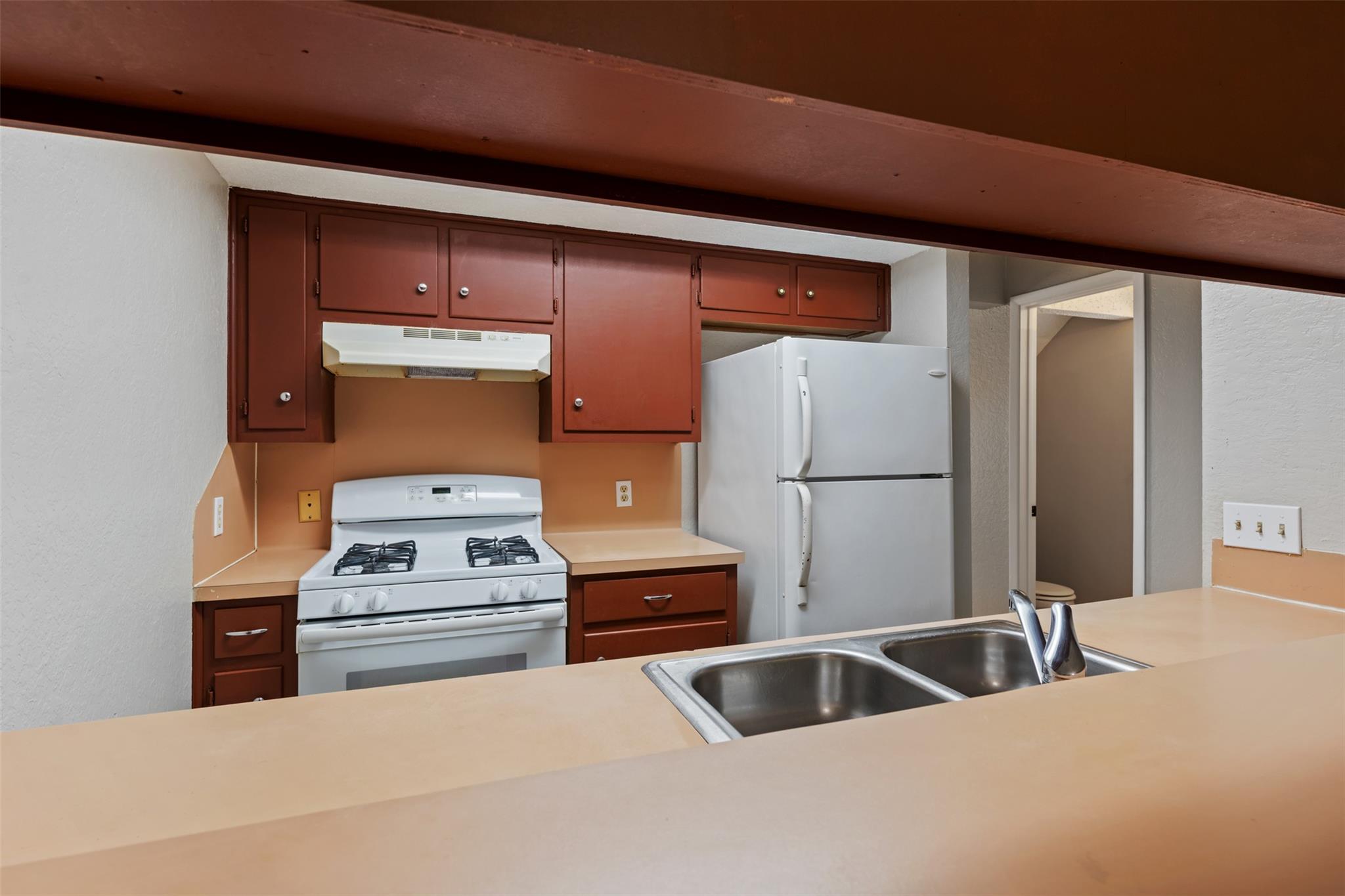 1805 RAWHIDE Loop, Round Rock, TX 78681