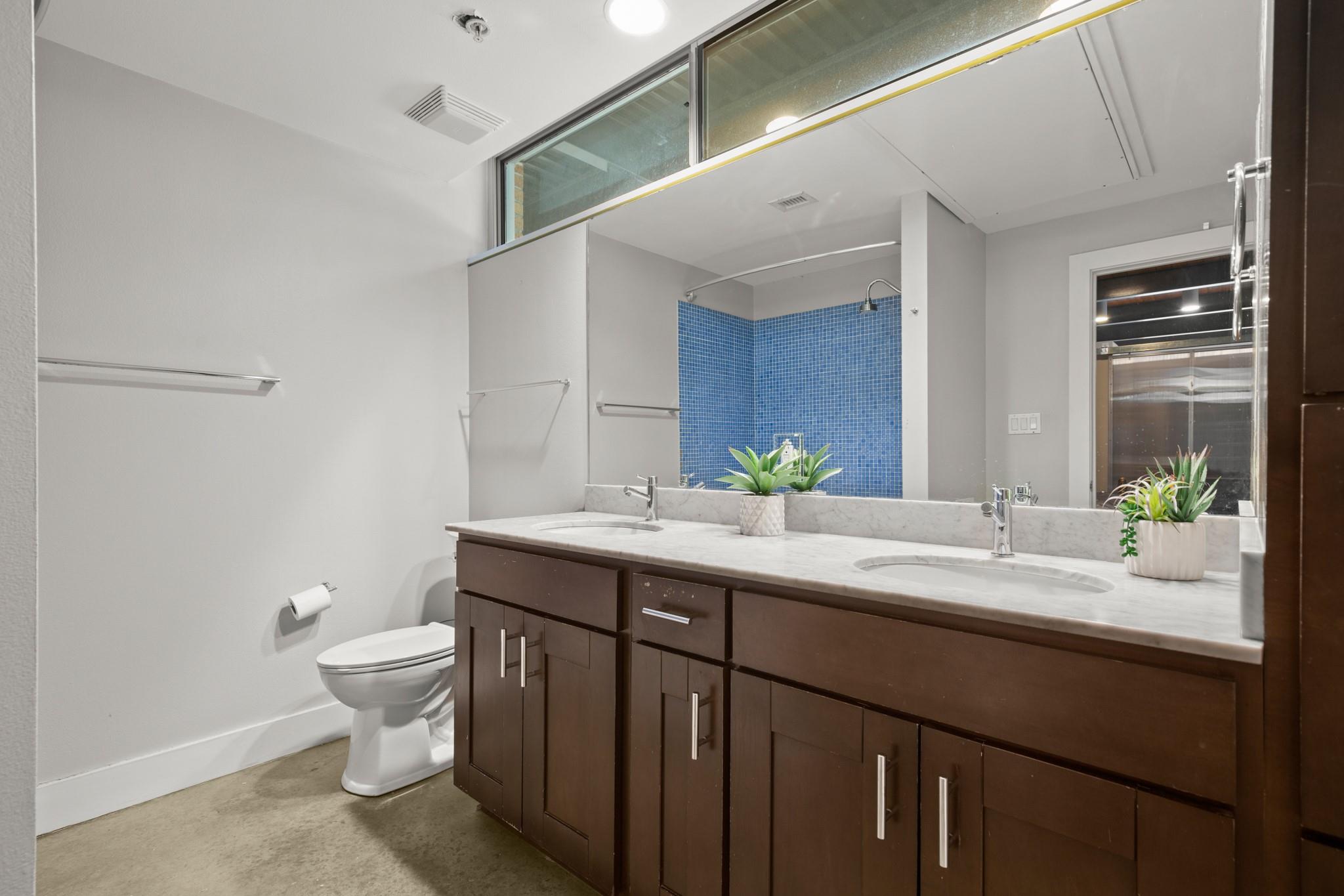 2205 N Lamar Blvd # 114, Austin, TX 78705