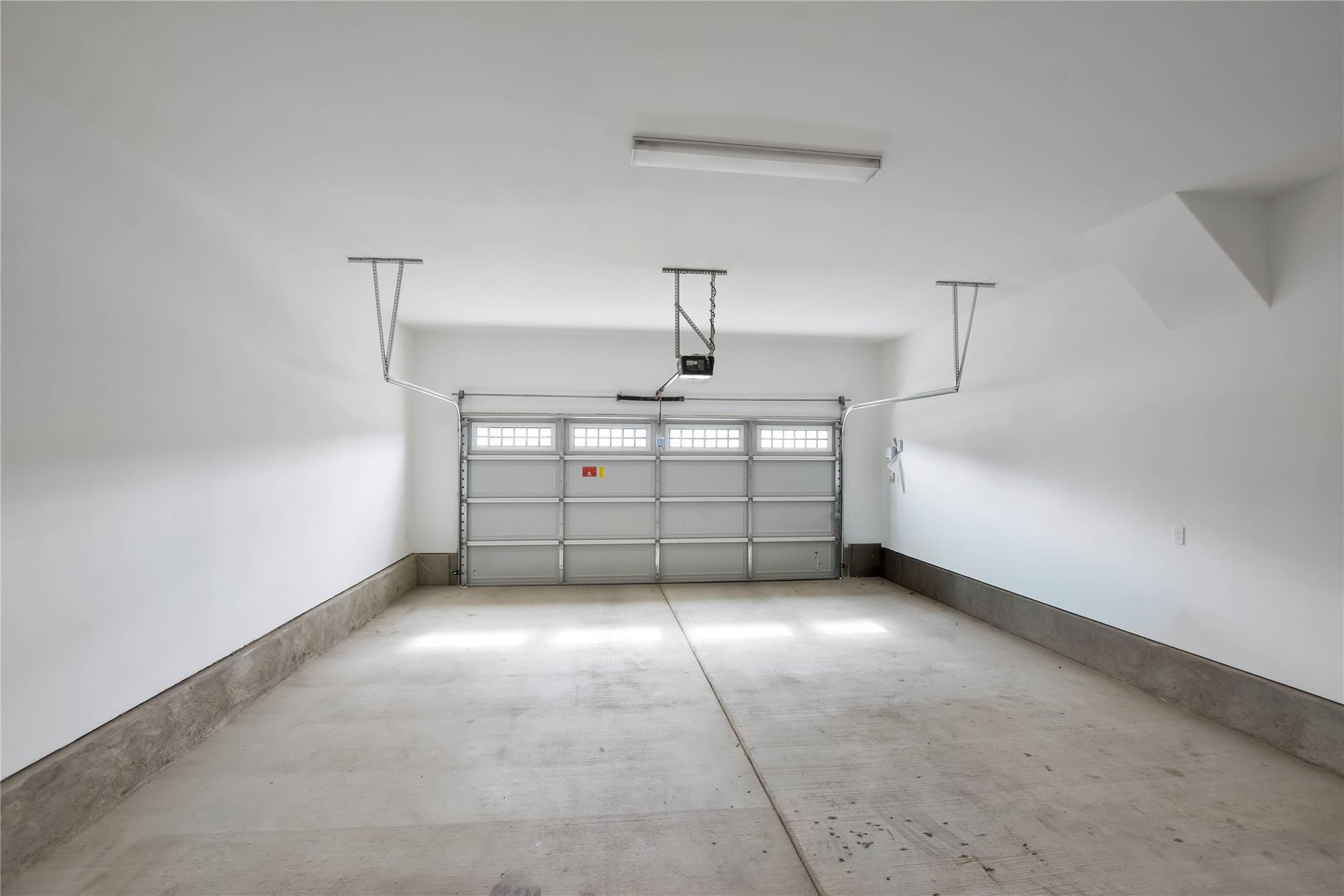 103 Cross Bar St, Georgetown, TX 78633