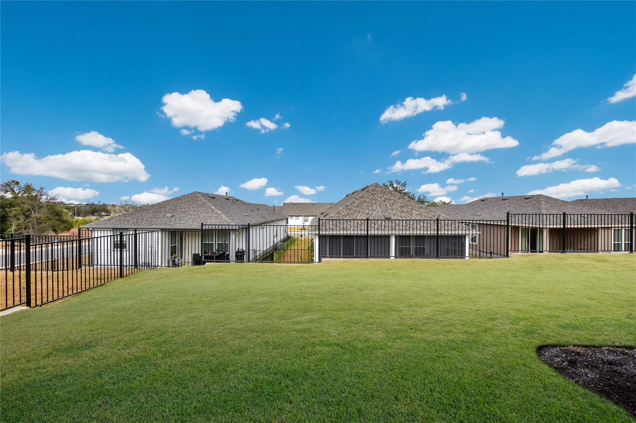 103 Cross Bar St, Georgetown, TX 78633