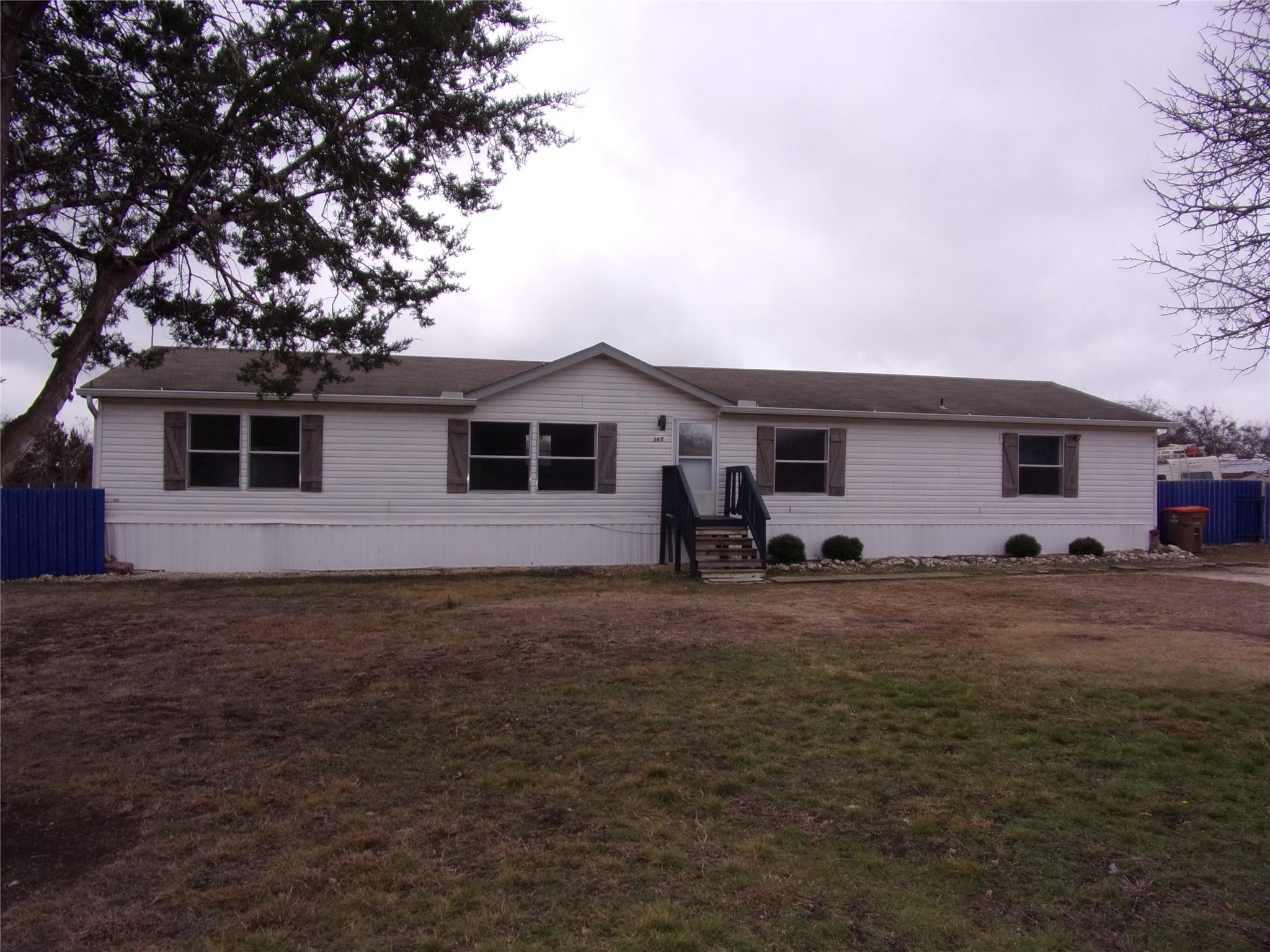 360 Rangeland Rd, Blanco, TX 78606