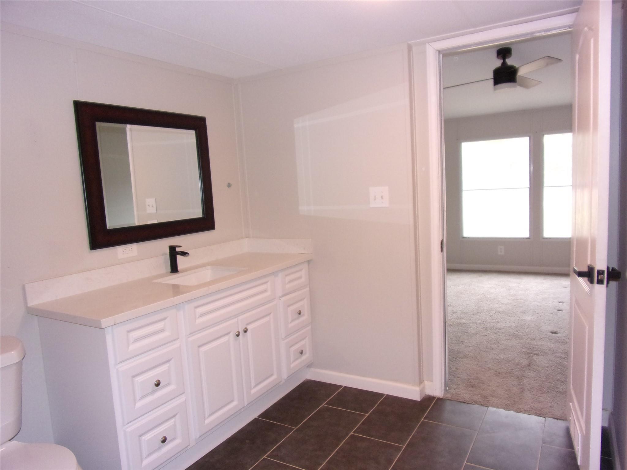 360 Rangeland Rd, Blanco, TX 78606