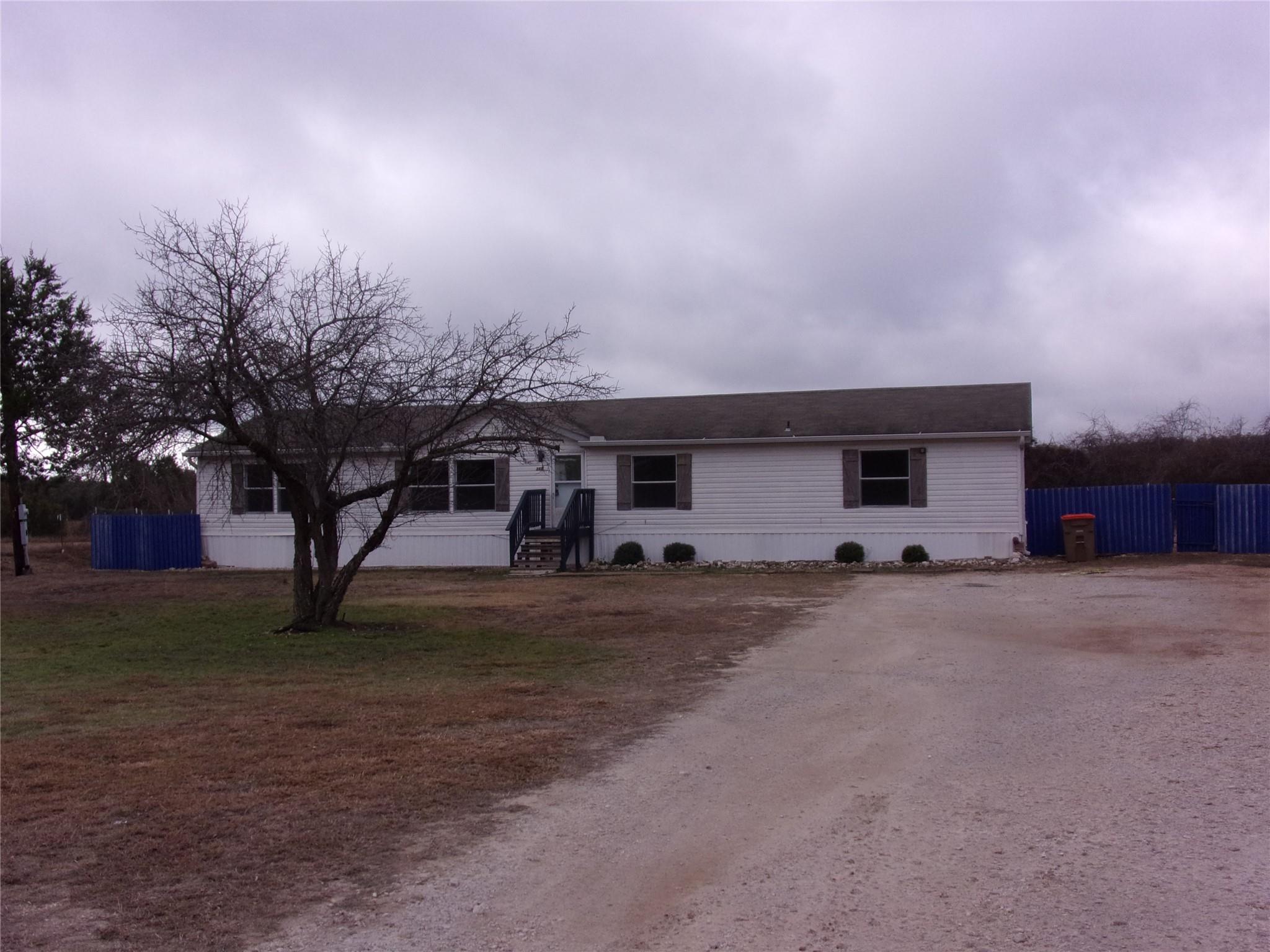 360 Rangeland Rd, Blanco, TX 78606