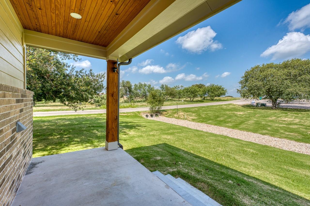 206 Oak Grove Pkwy, Kingsland, TX 78639