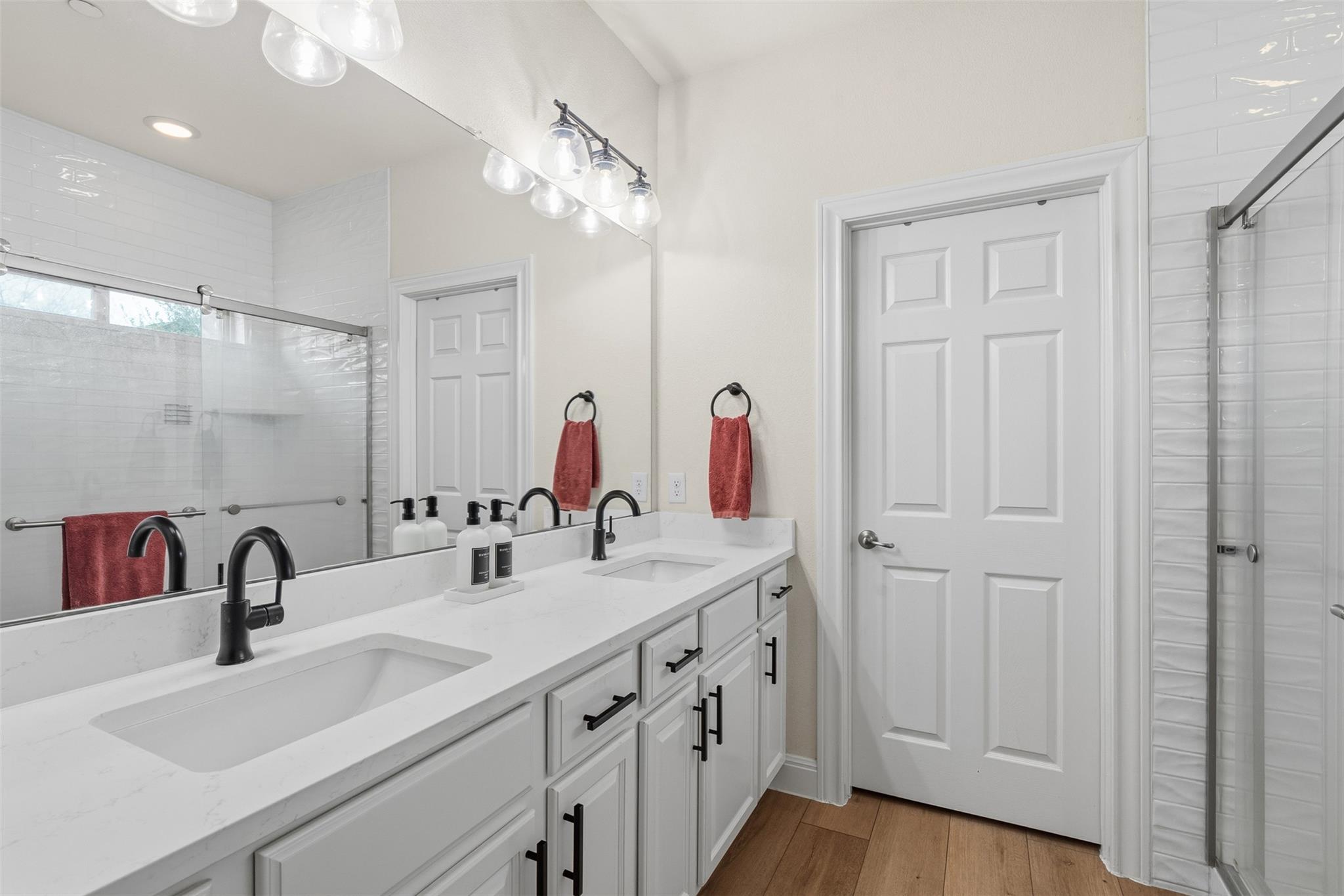 2304 S Lakeline Blvd # 411, Cedar Park, TX 78613